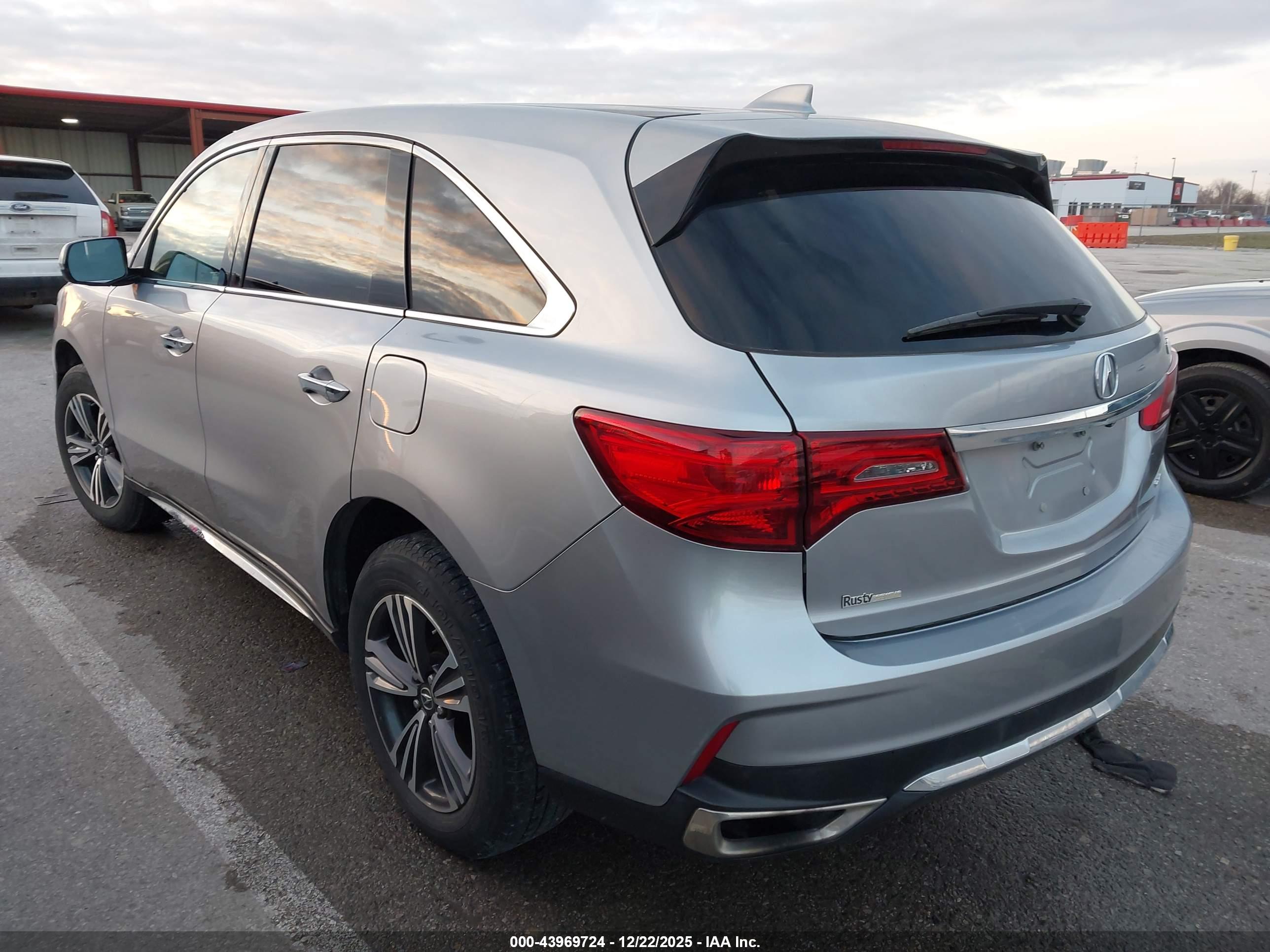 ACURA MDX image 3