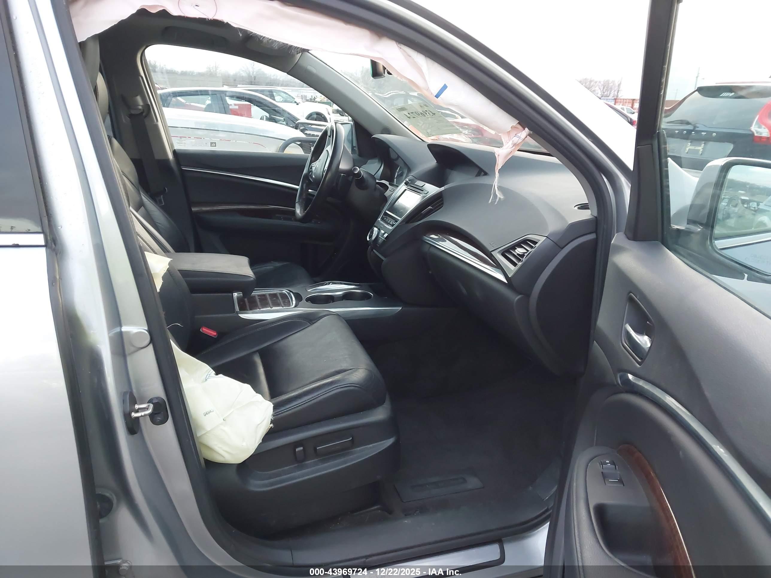 ACURA MDX image 5
