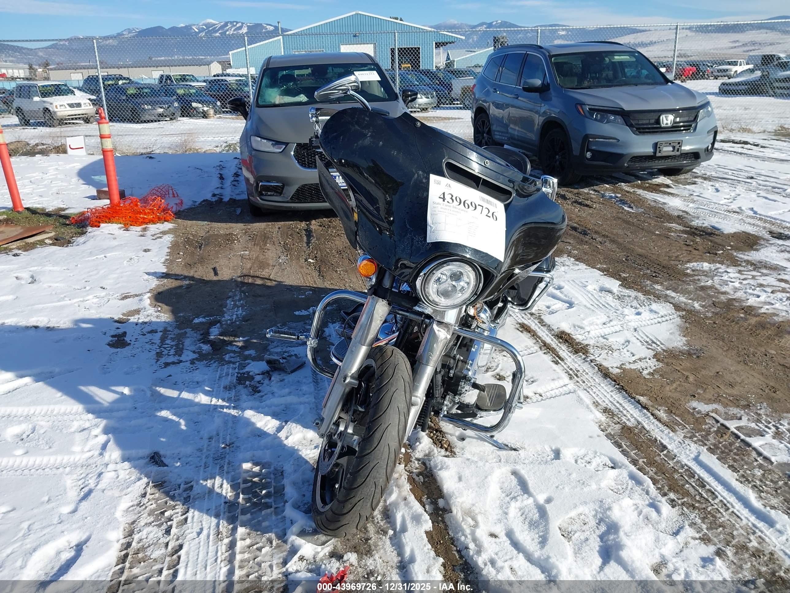 HARLEY-DAVIDSON FLHX image 5