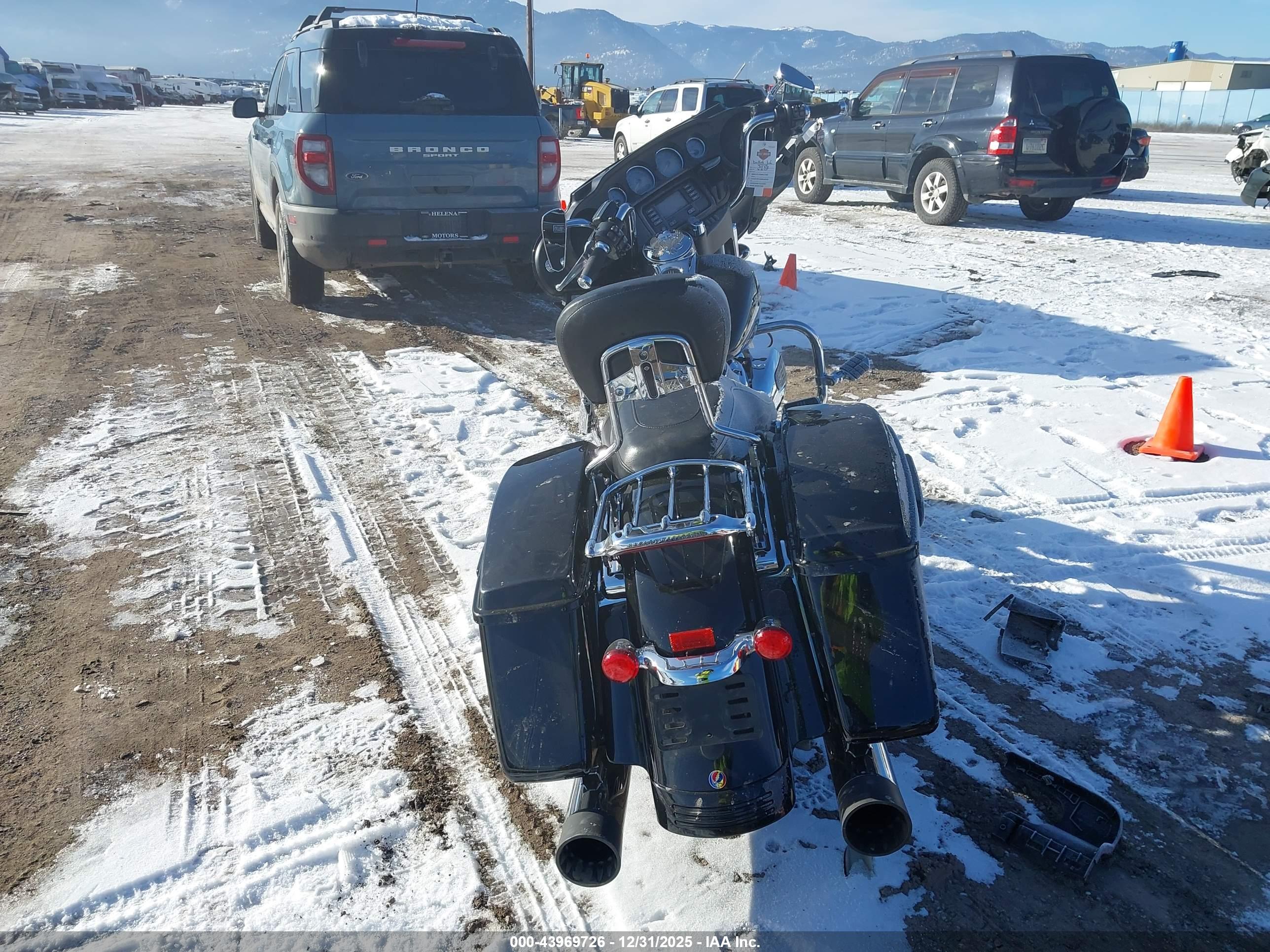 HARLEY-DAVIDSON FLHX image 6