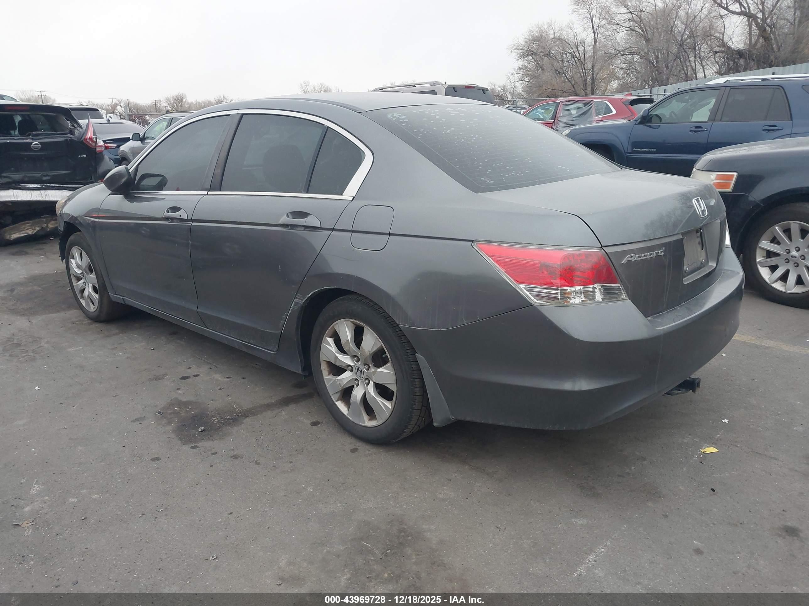 HONDA ACCORD image 3