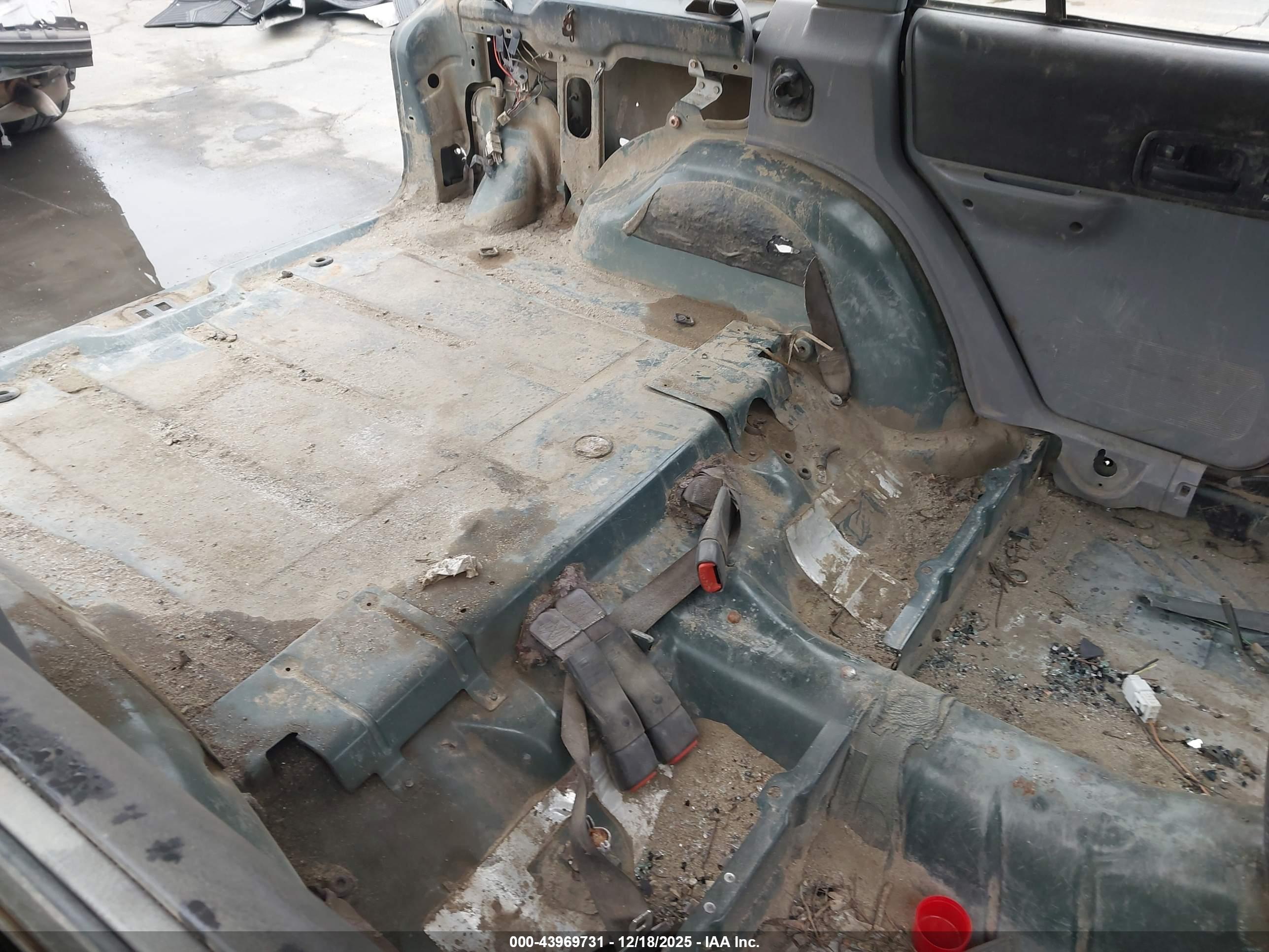 JEEP CHEROKEE image 8