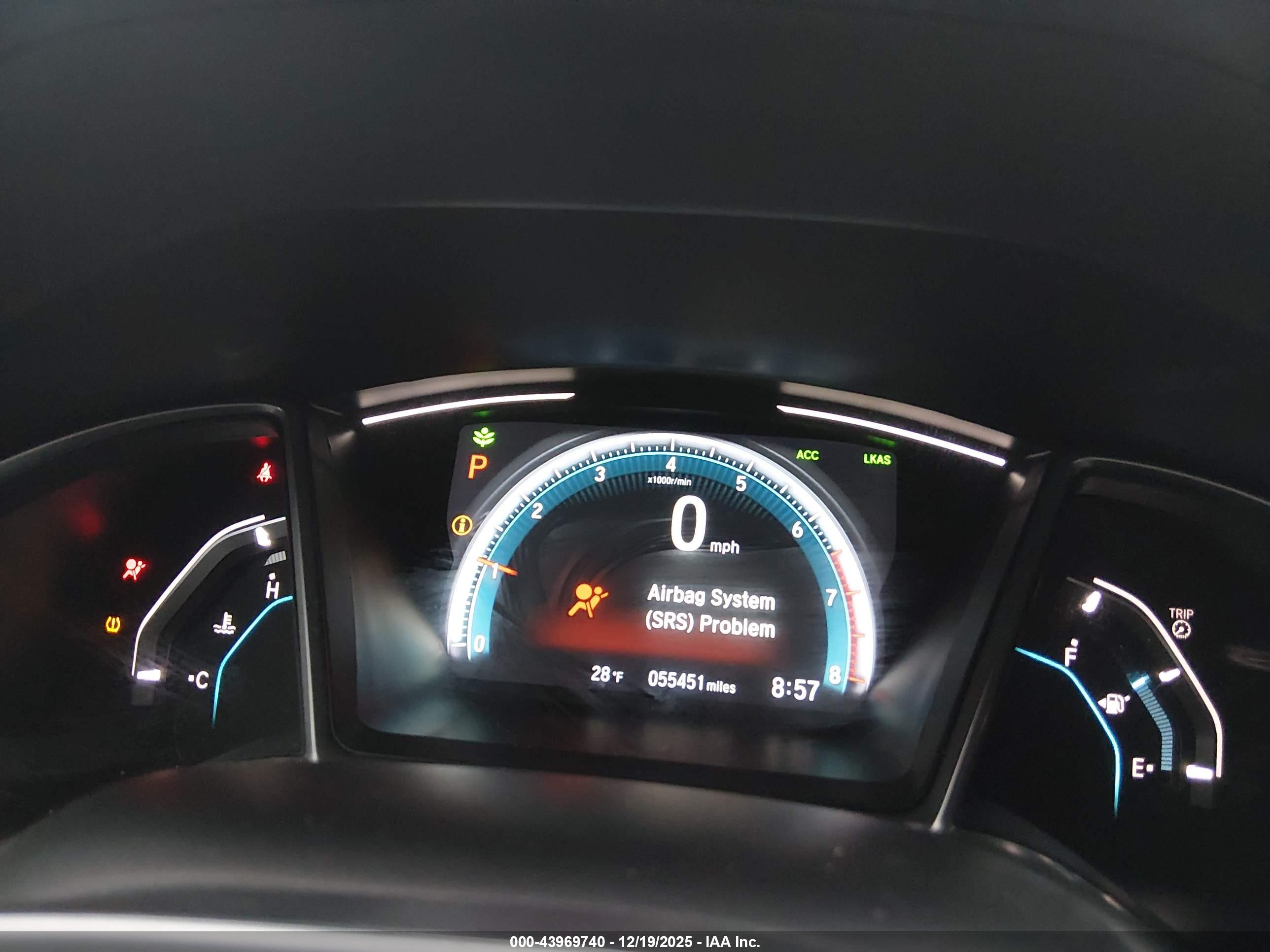HONDA CIVIC image 7