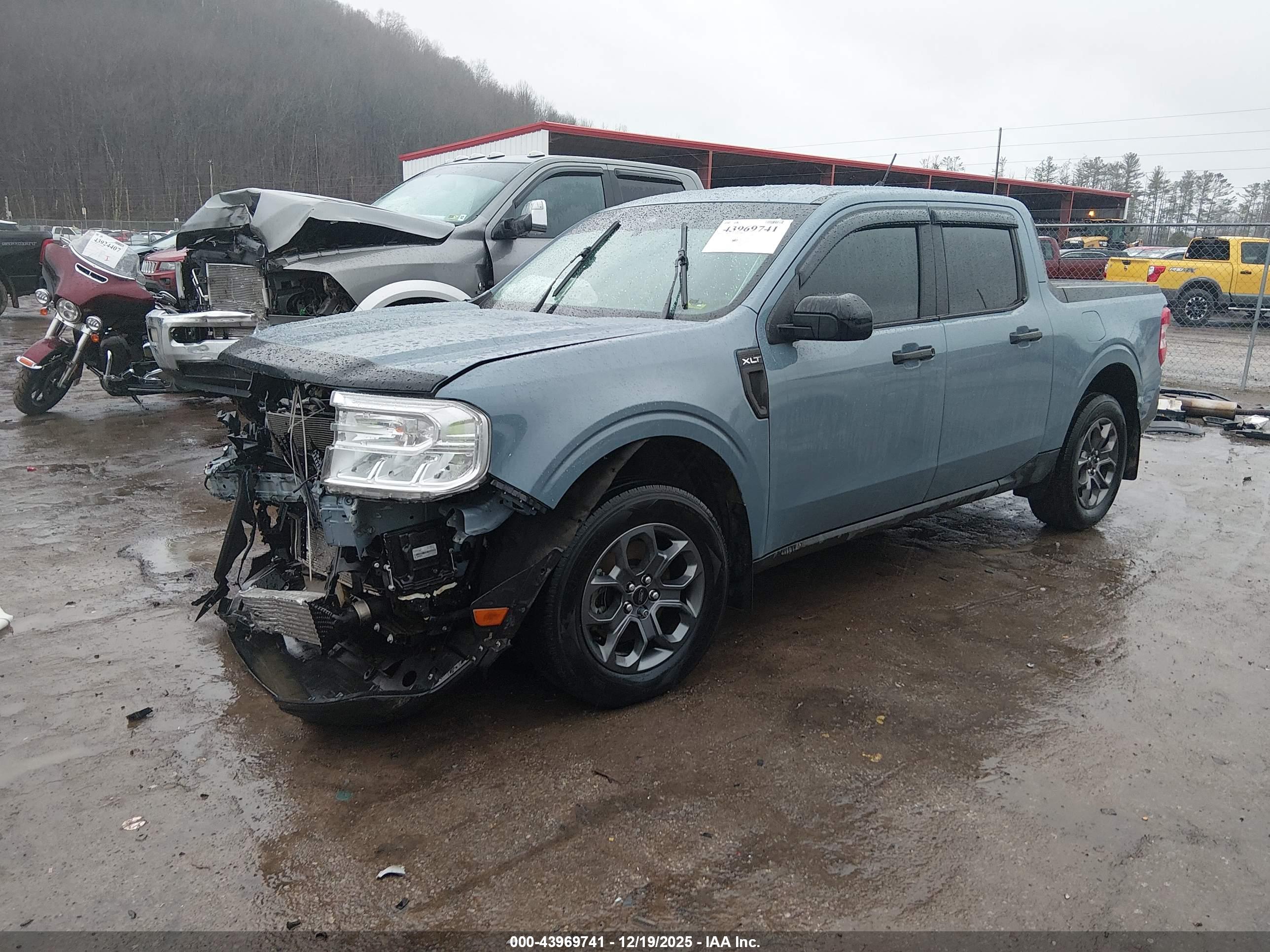 FORD MAVERICK image 2