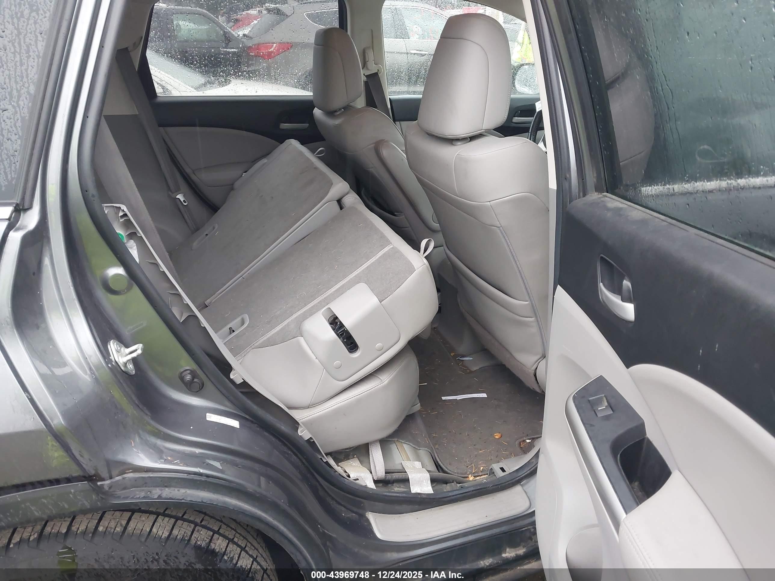 HONDA CR-V image 8