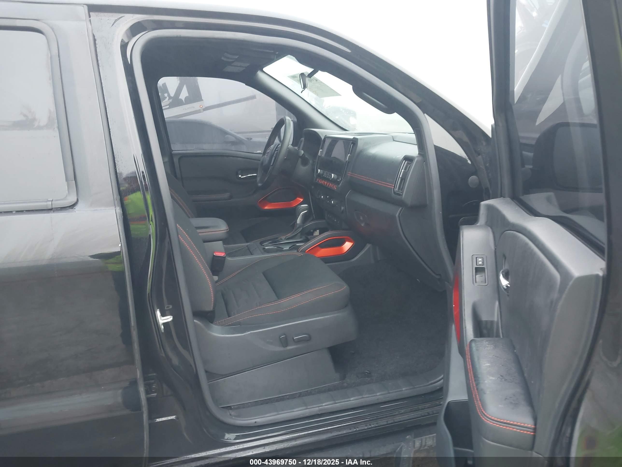 NISSAN FRONTIER image 5