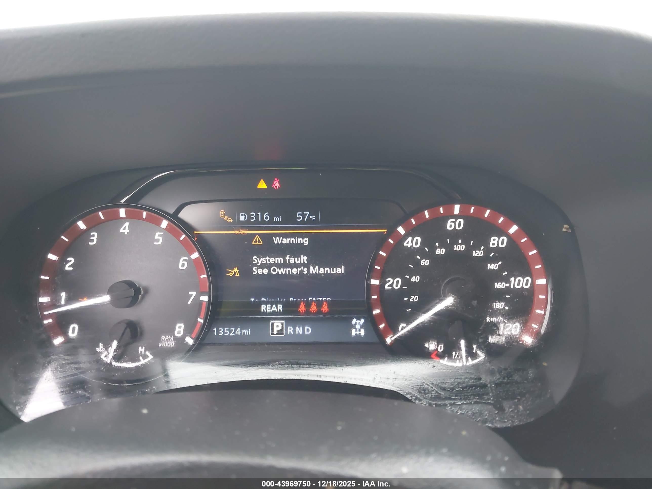 NISSAN FRONTIER image 7