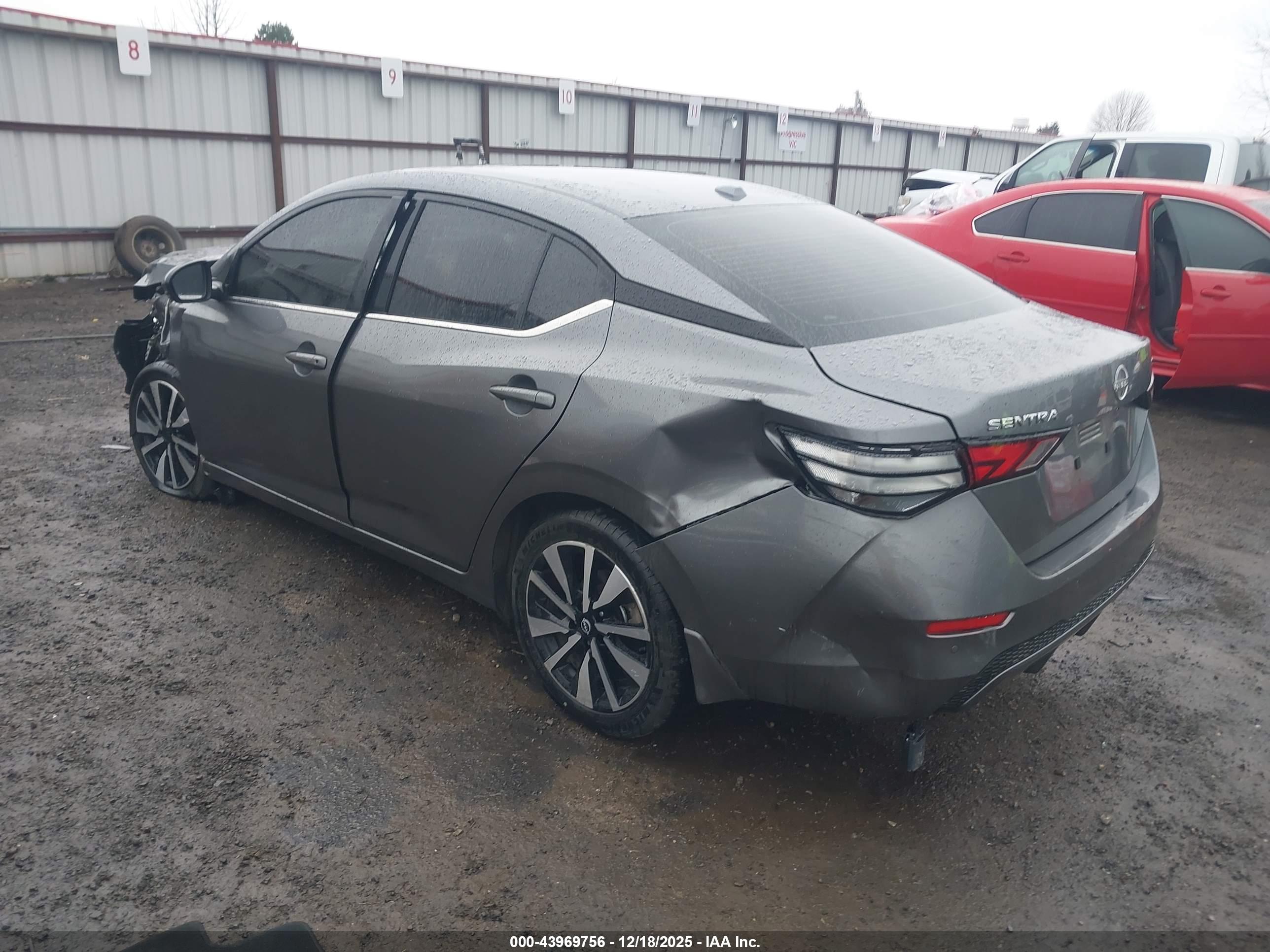NISSAN SENTRA image 3