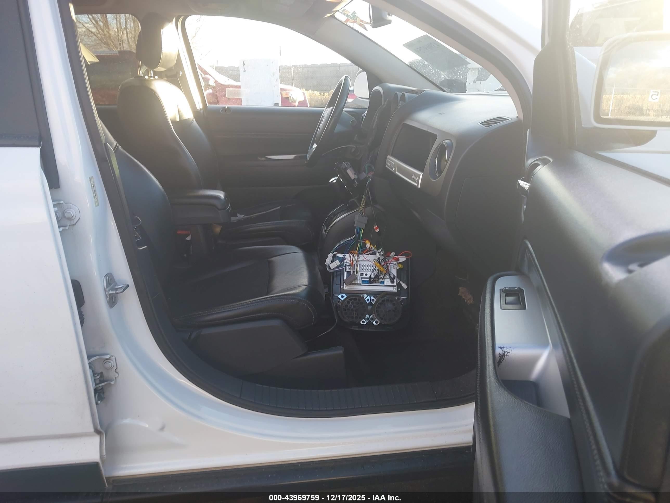 JEEP COMPASS image 5