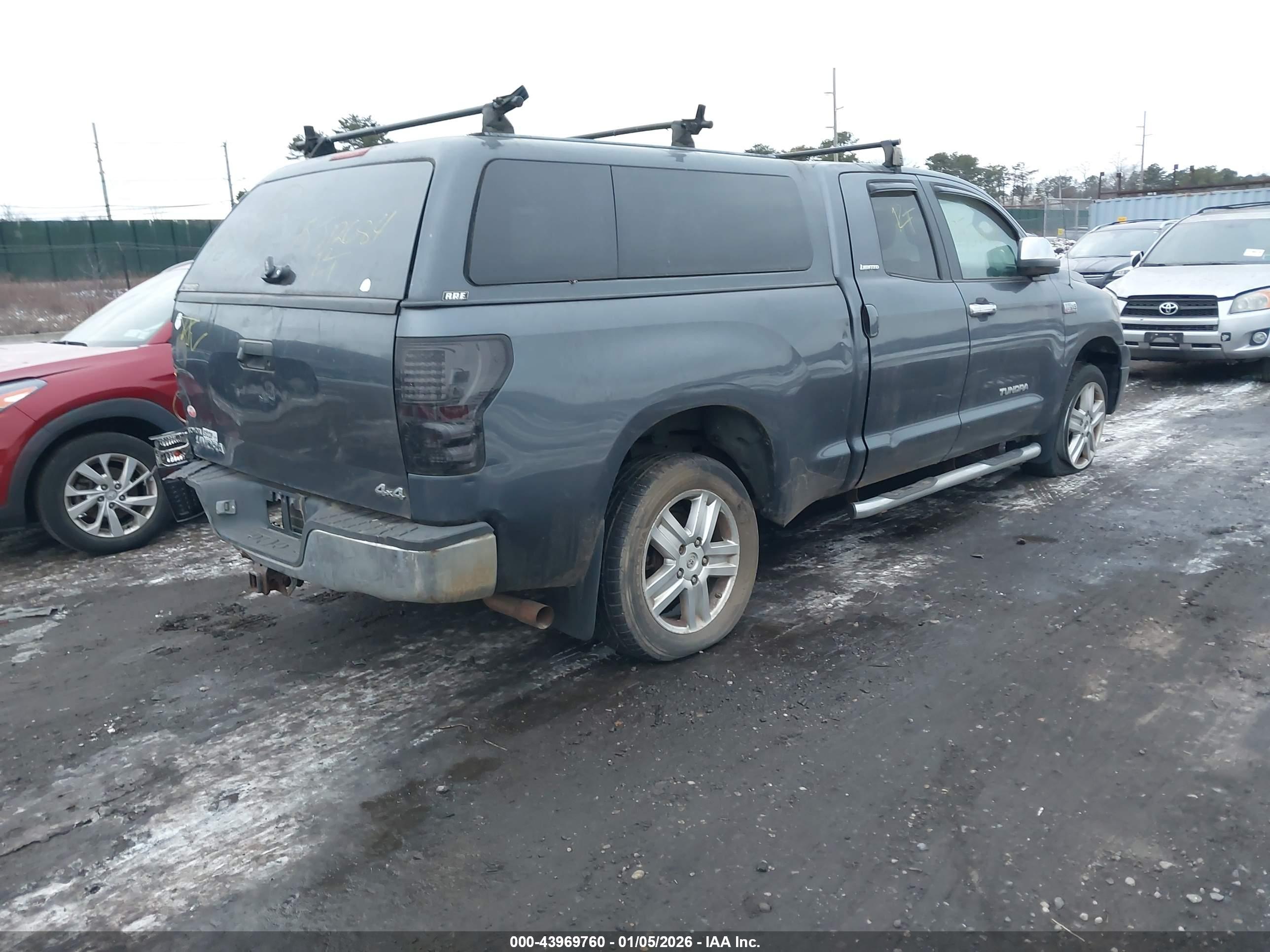 TOYOTA TUNDRA image 4