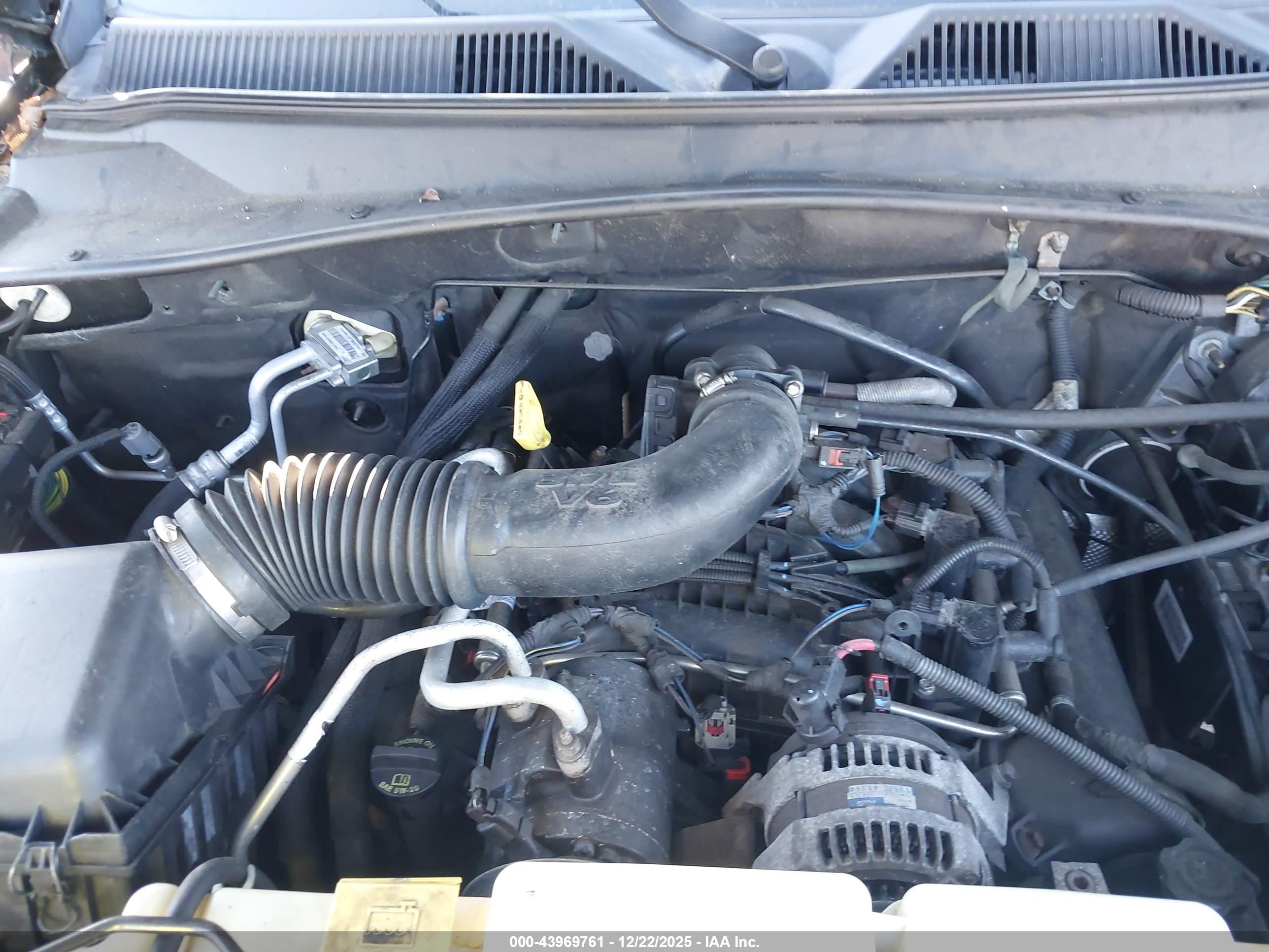 JEEP LIBERTY image 10