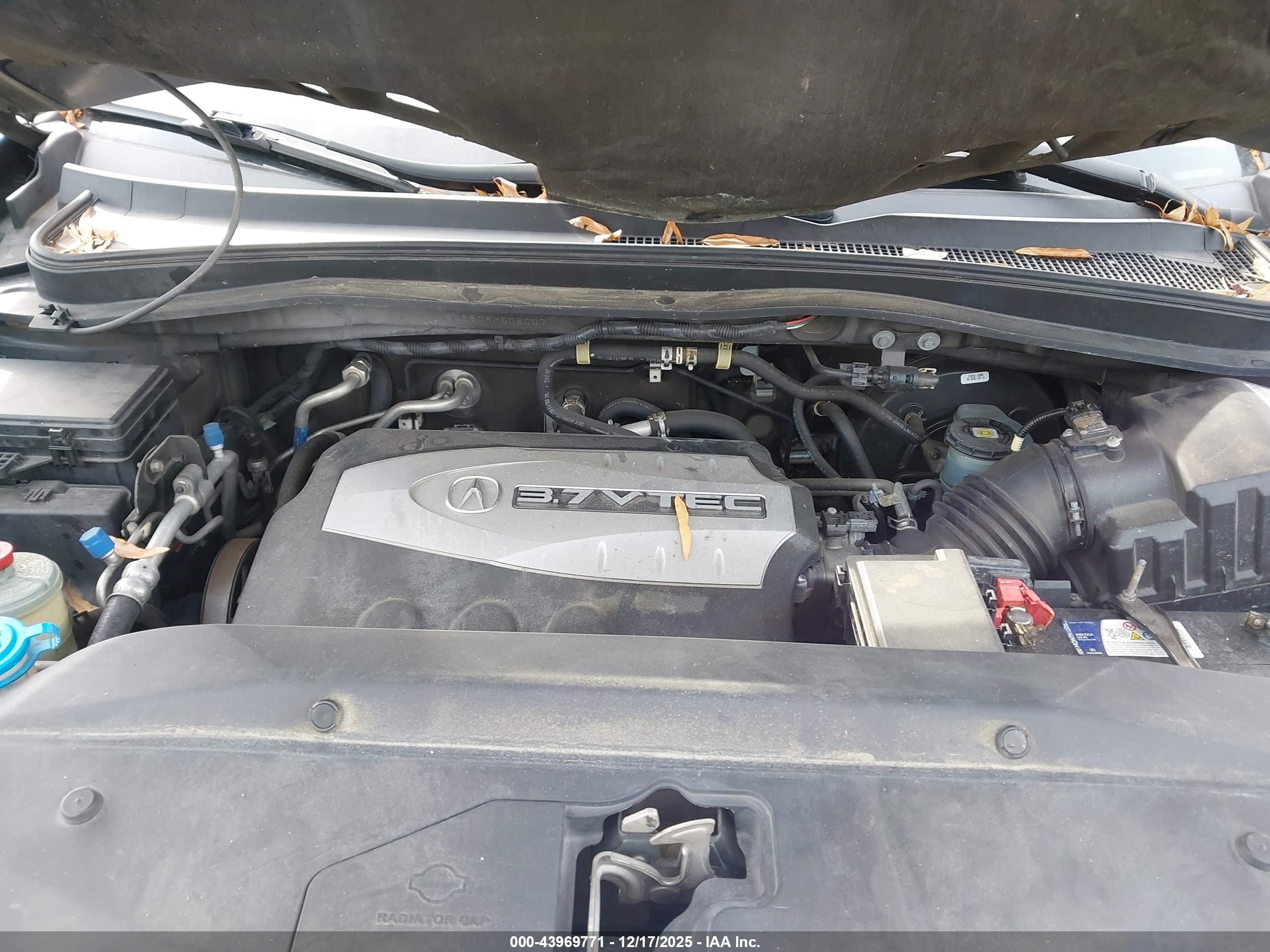 ACURA MDX image 10