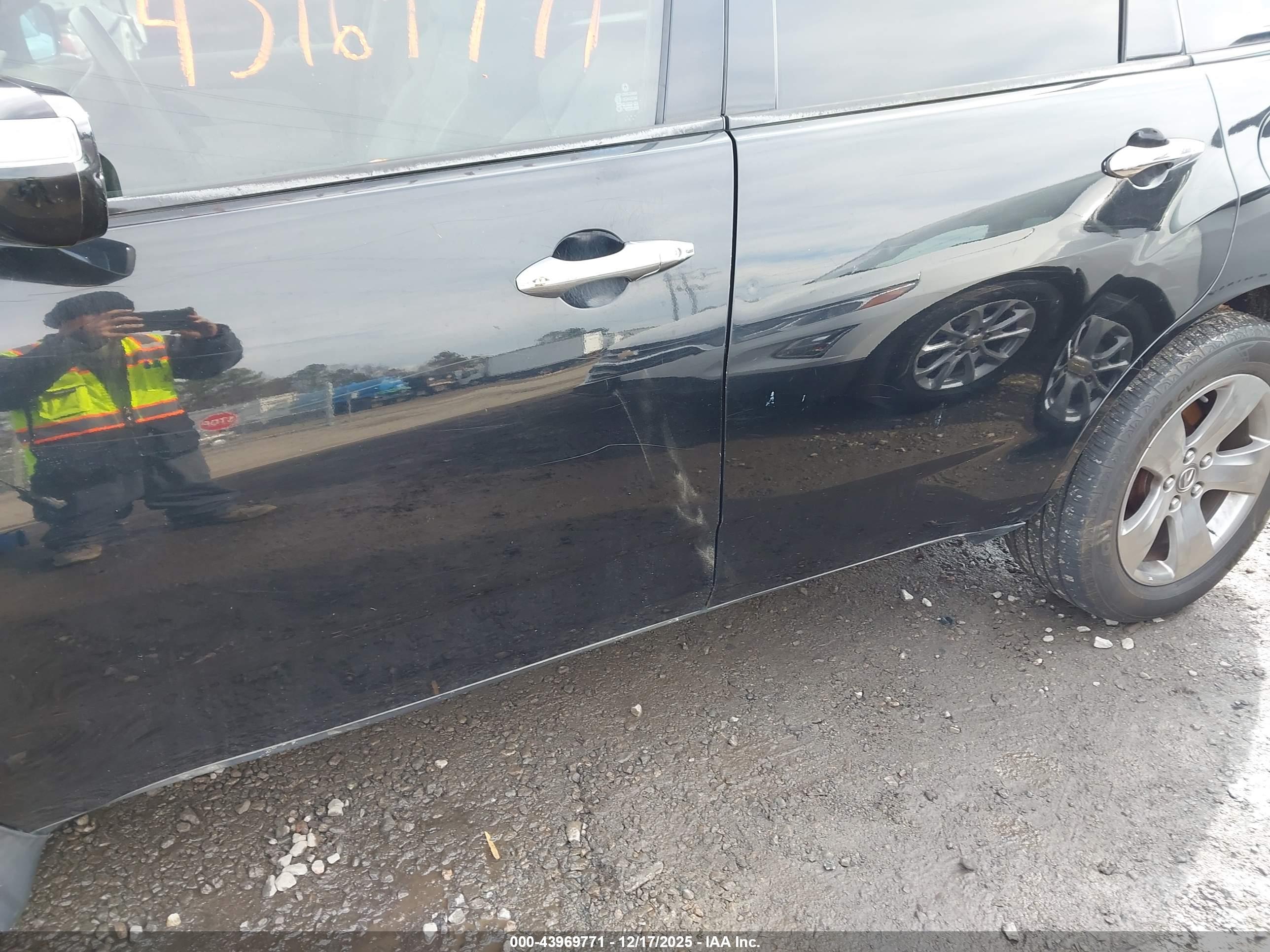 ACURA MDX image 6