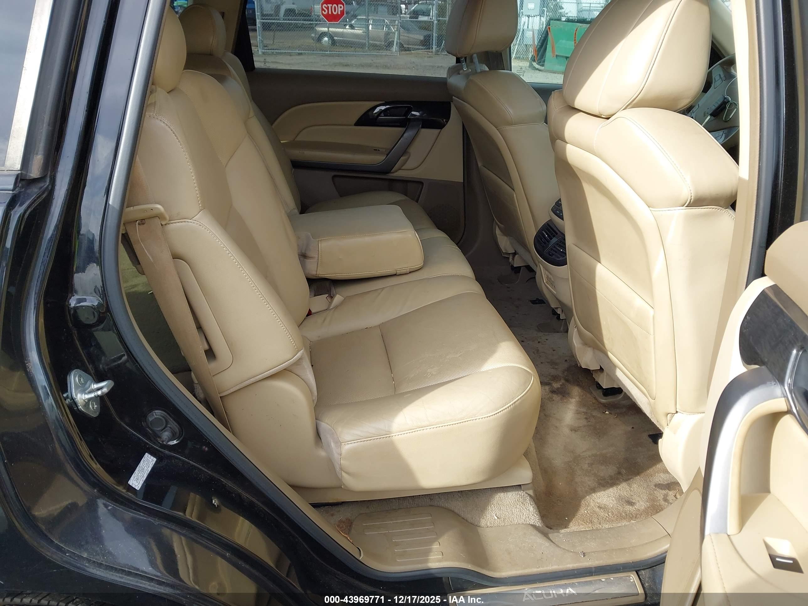 ACURA MDX image 8