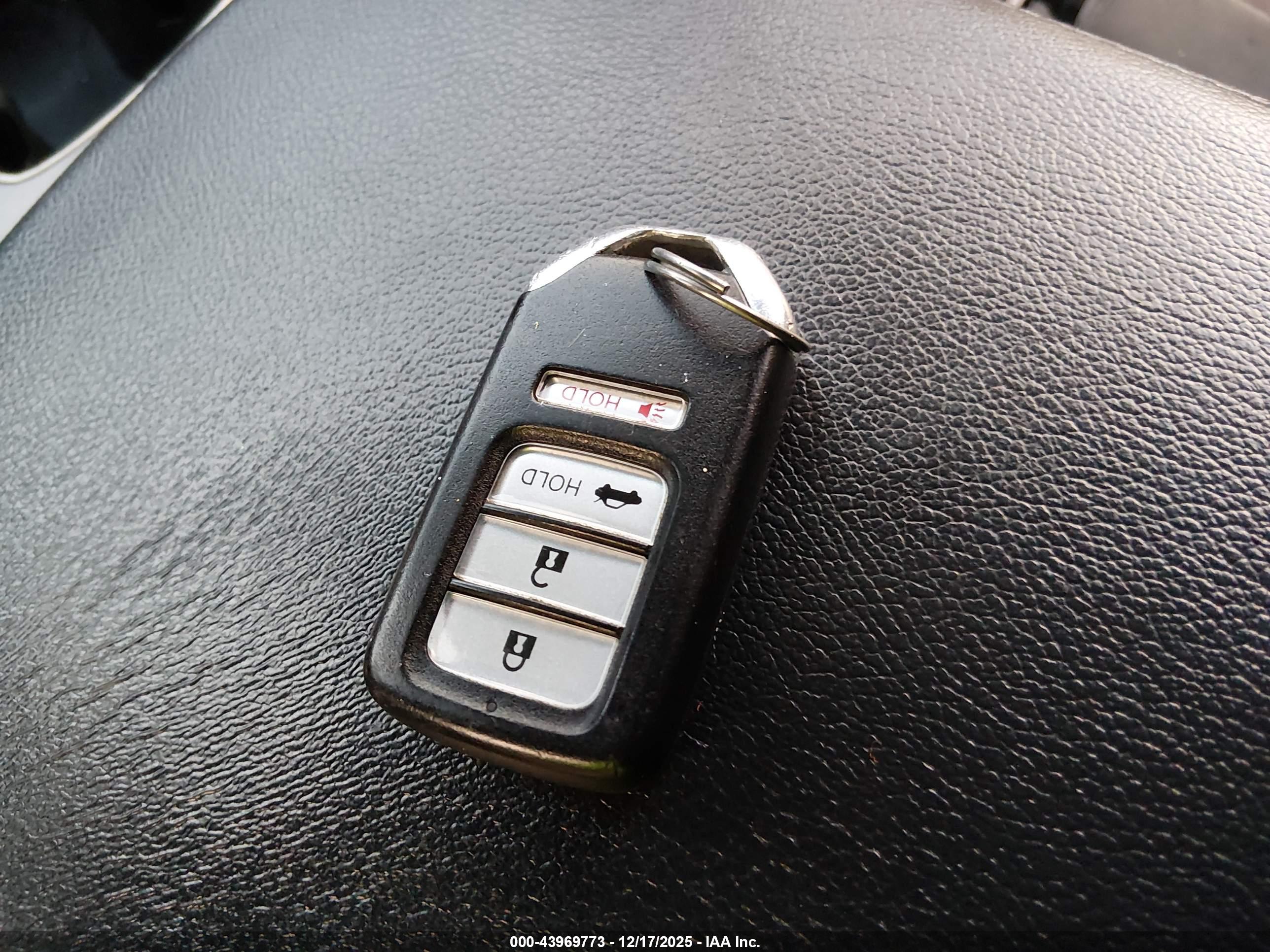 HONDA ACCORD image 11