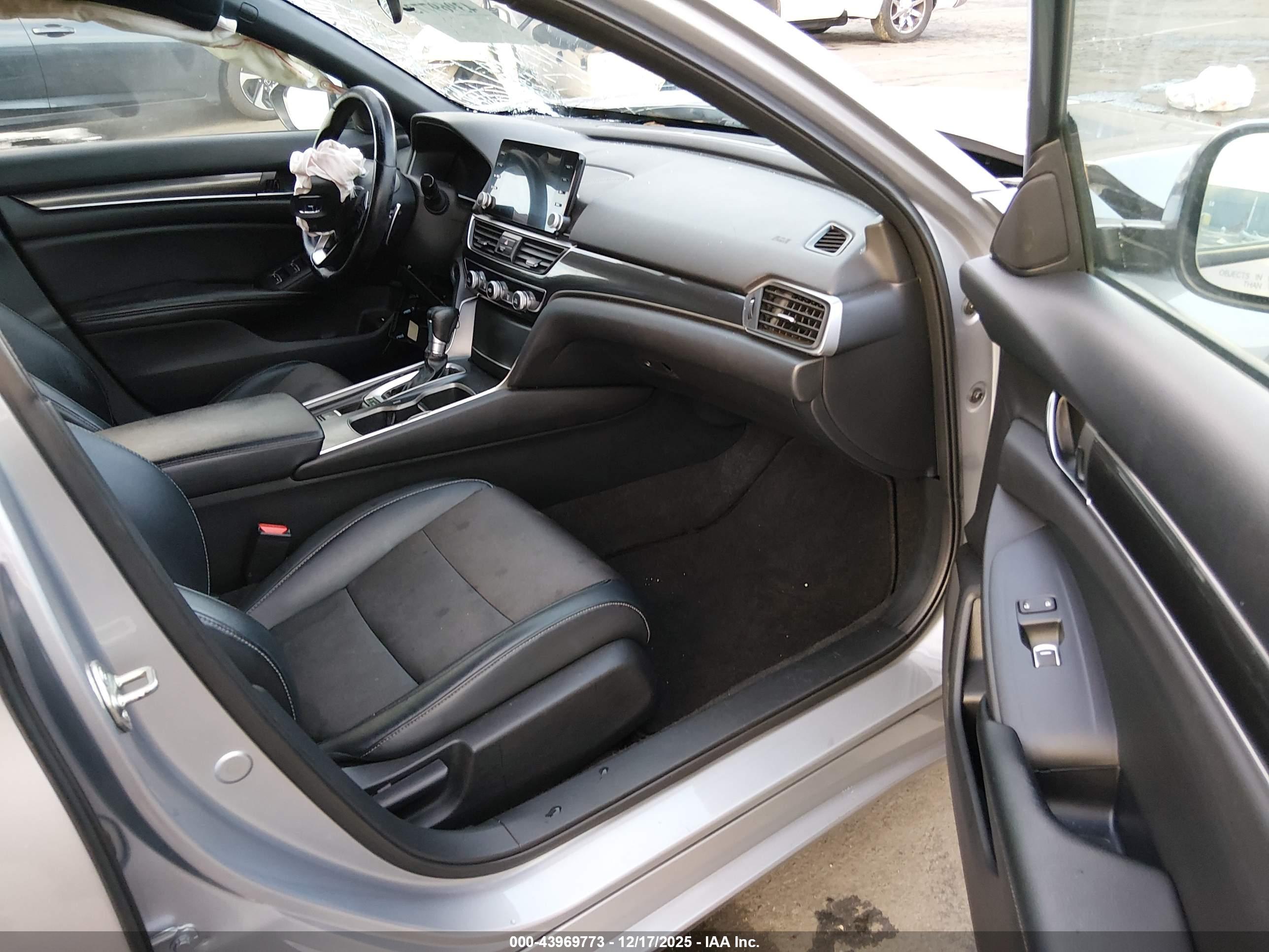 HONDA ACCORD image 5