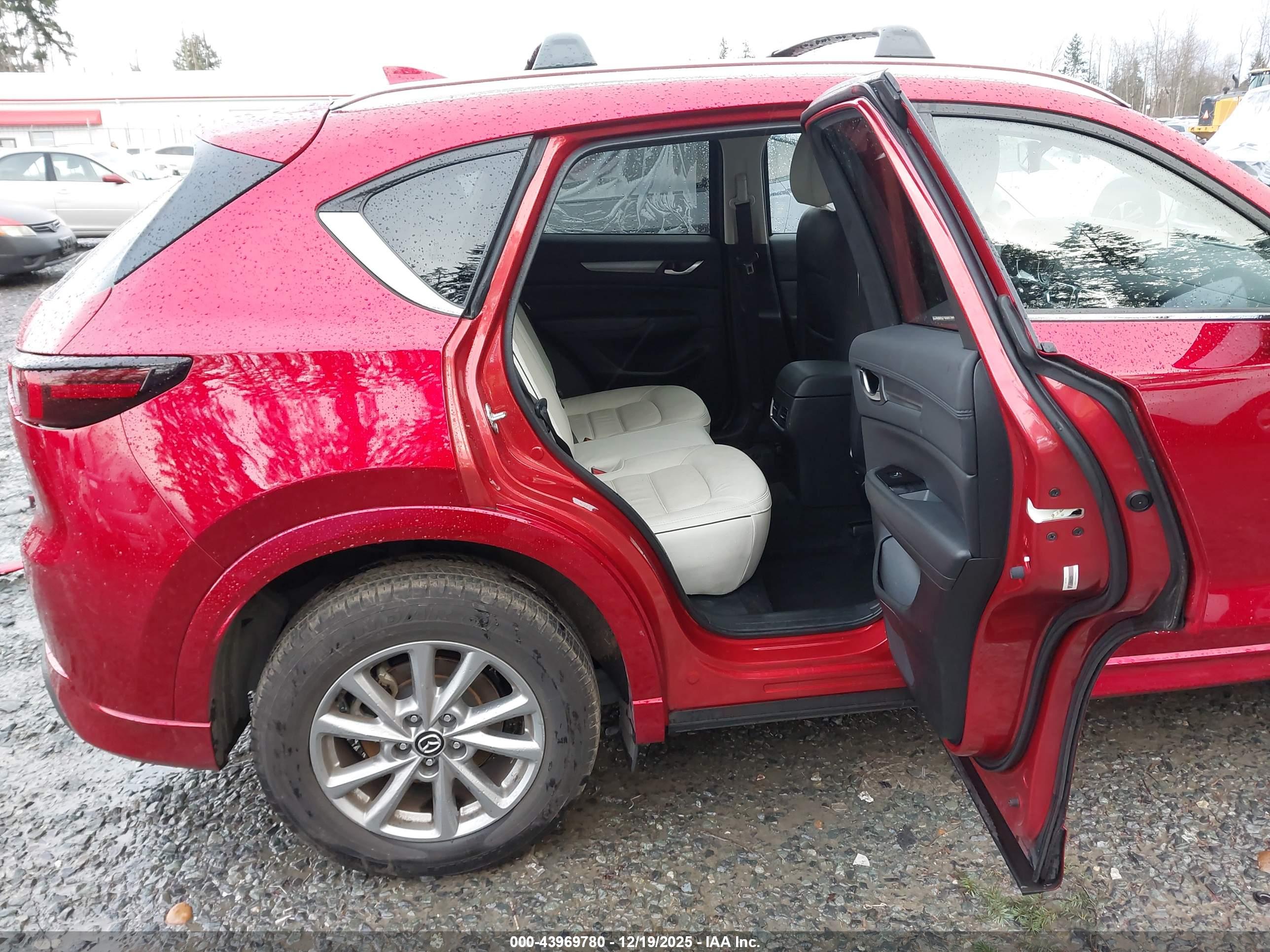 MAZDA CX-5 image 8