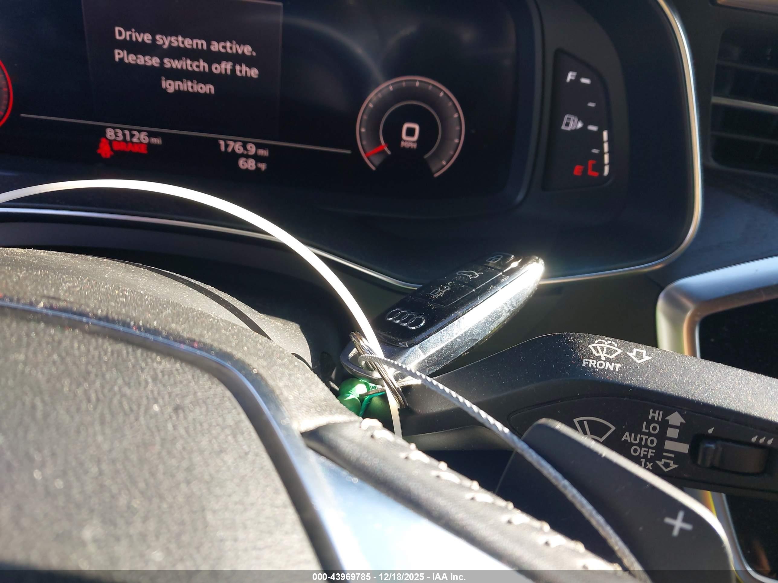 AUDI A6 image 11
