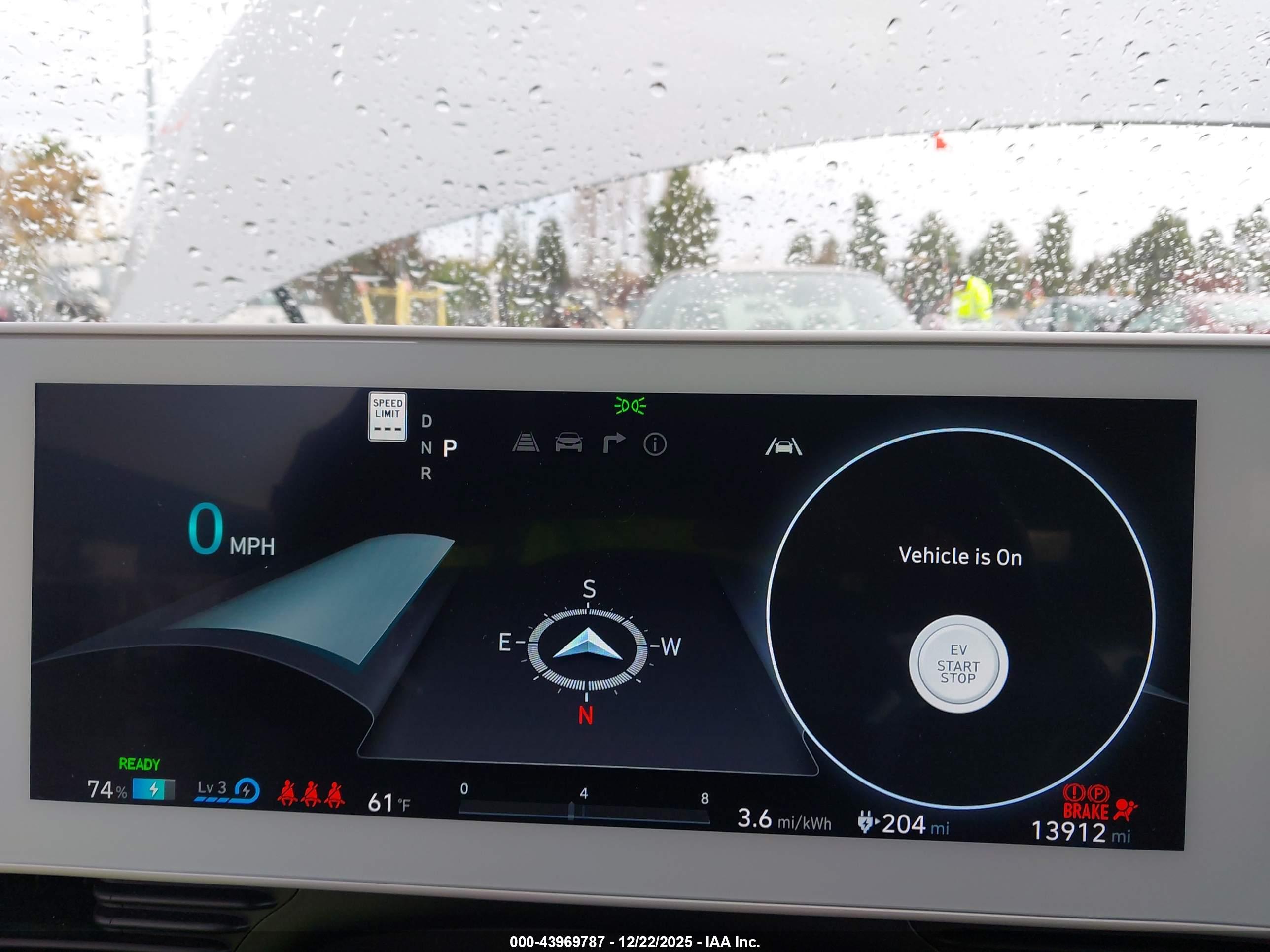 HYUNDAI IONIQ image 7