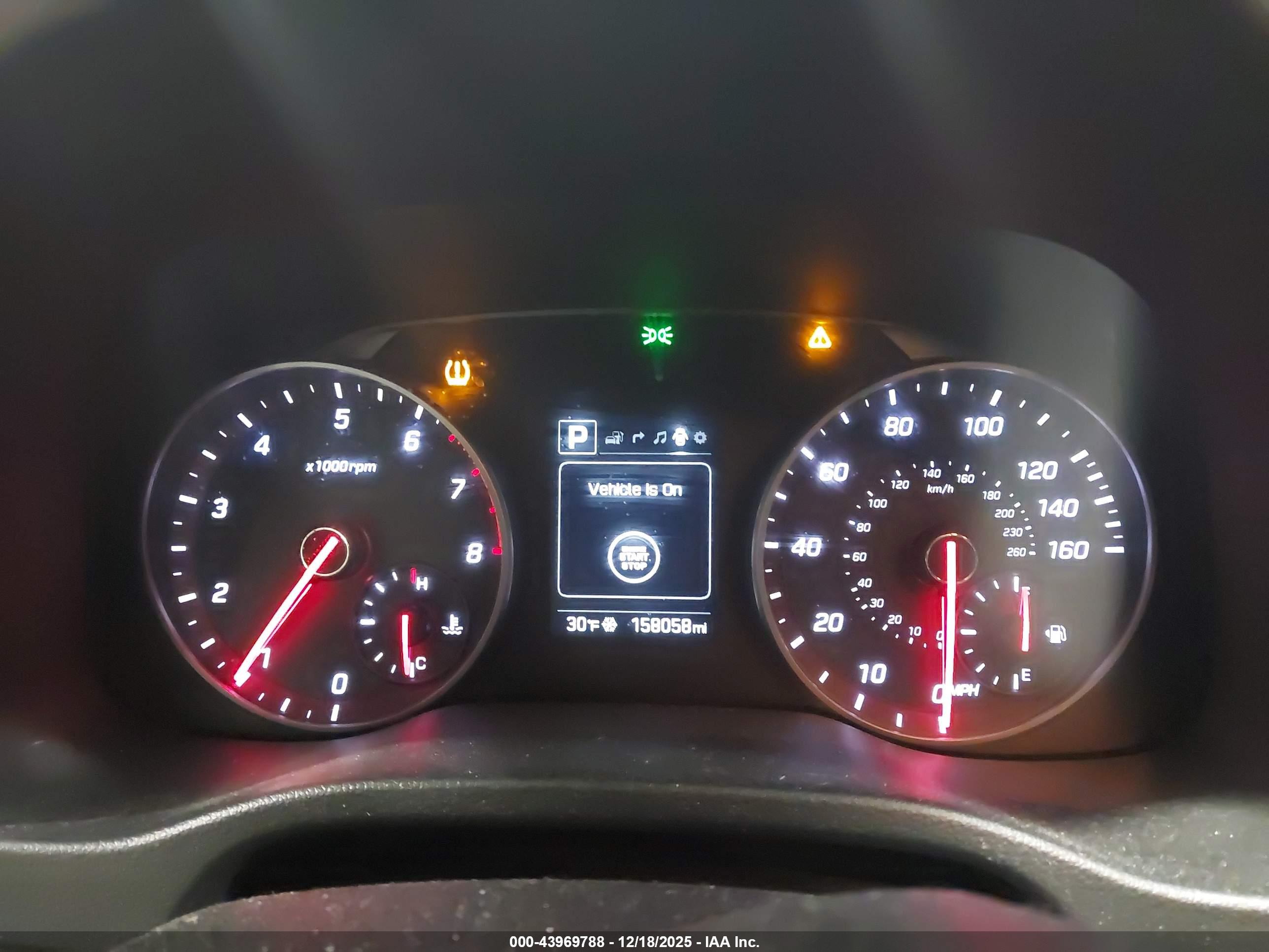 HYUNDAI ELANTRA image 7