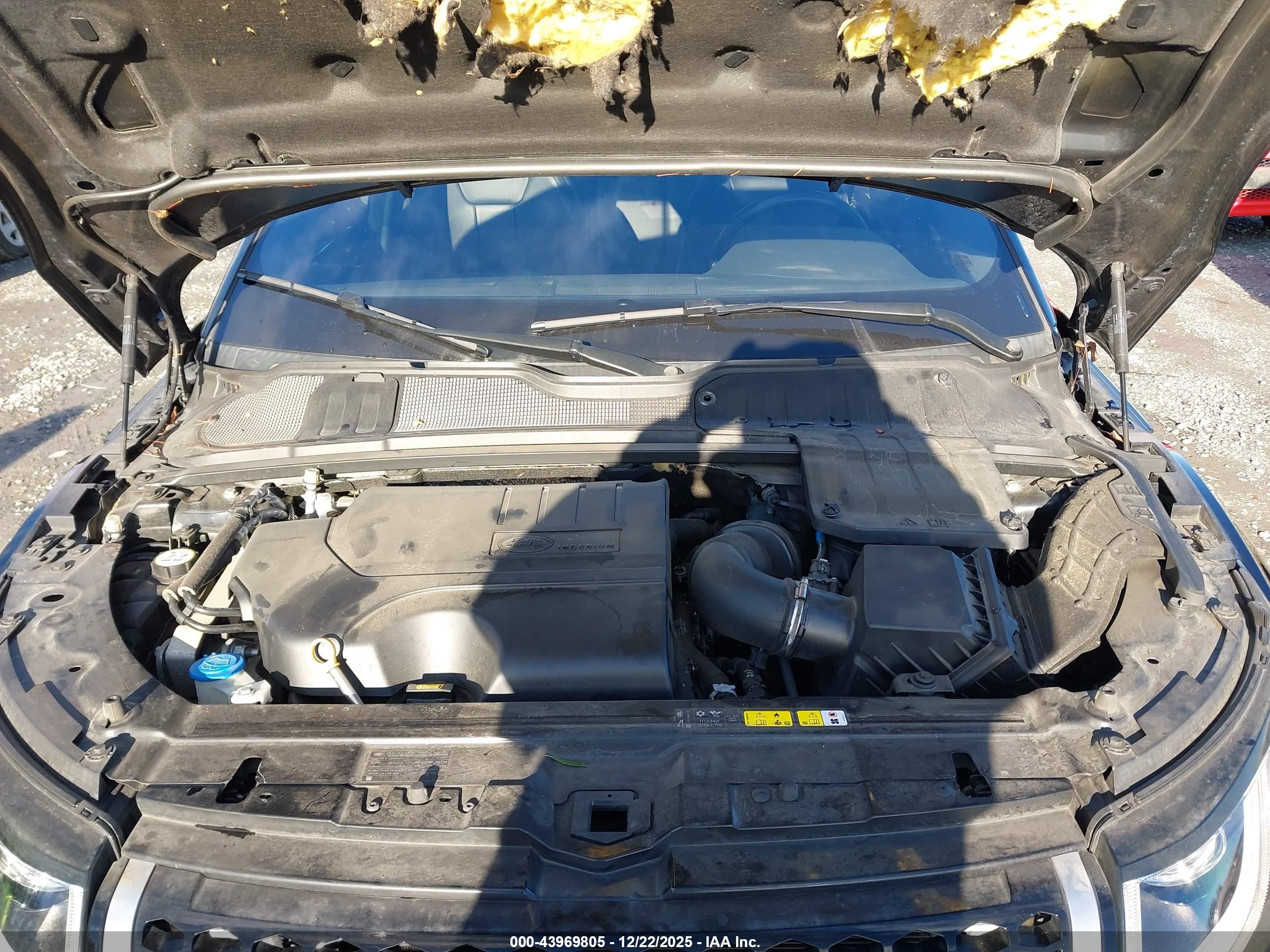 LAND ROVER image 10