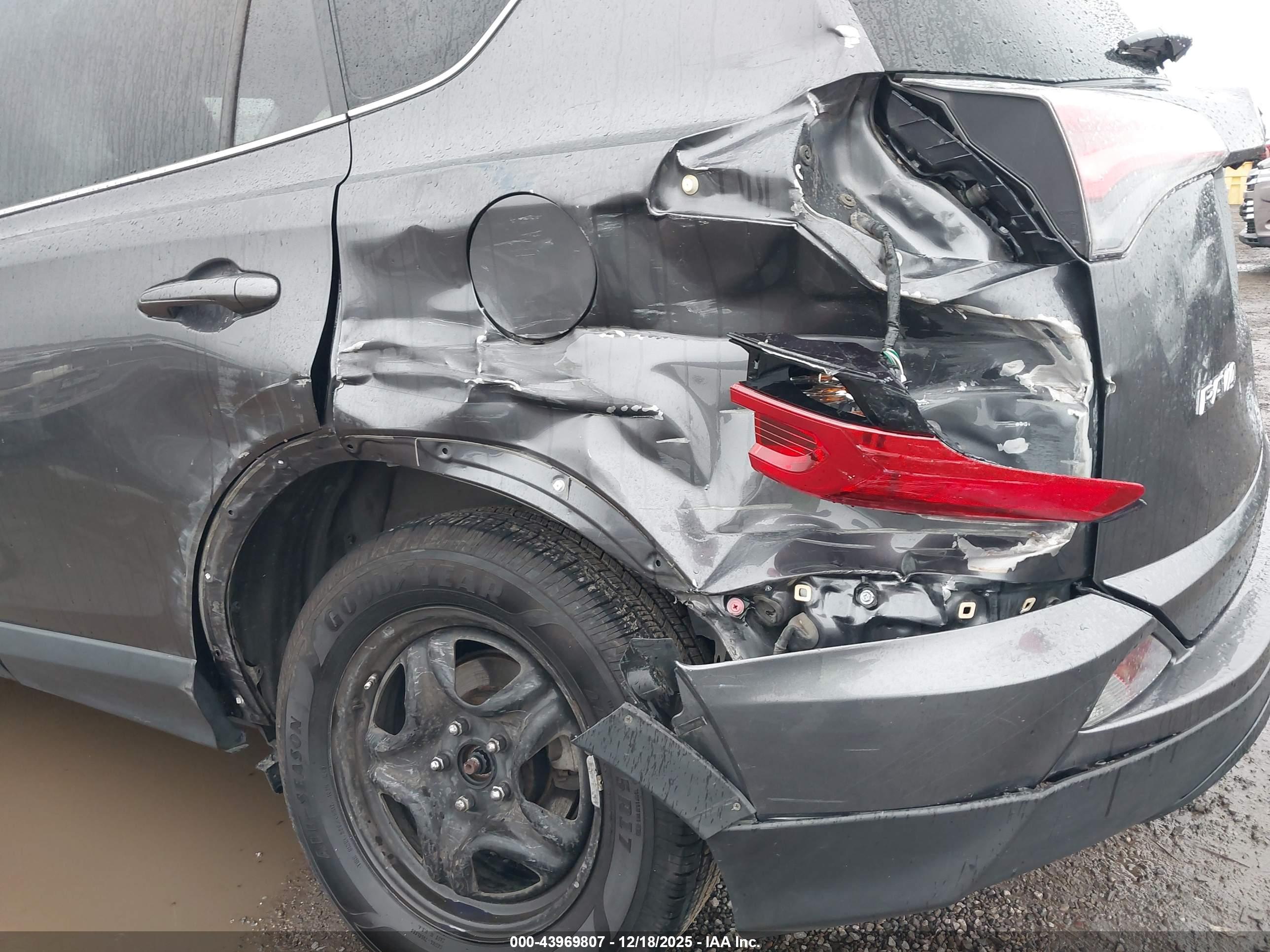 TOYOTA RAV4 image 6