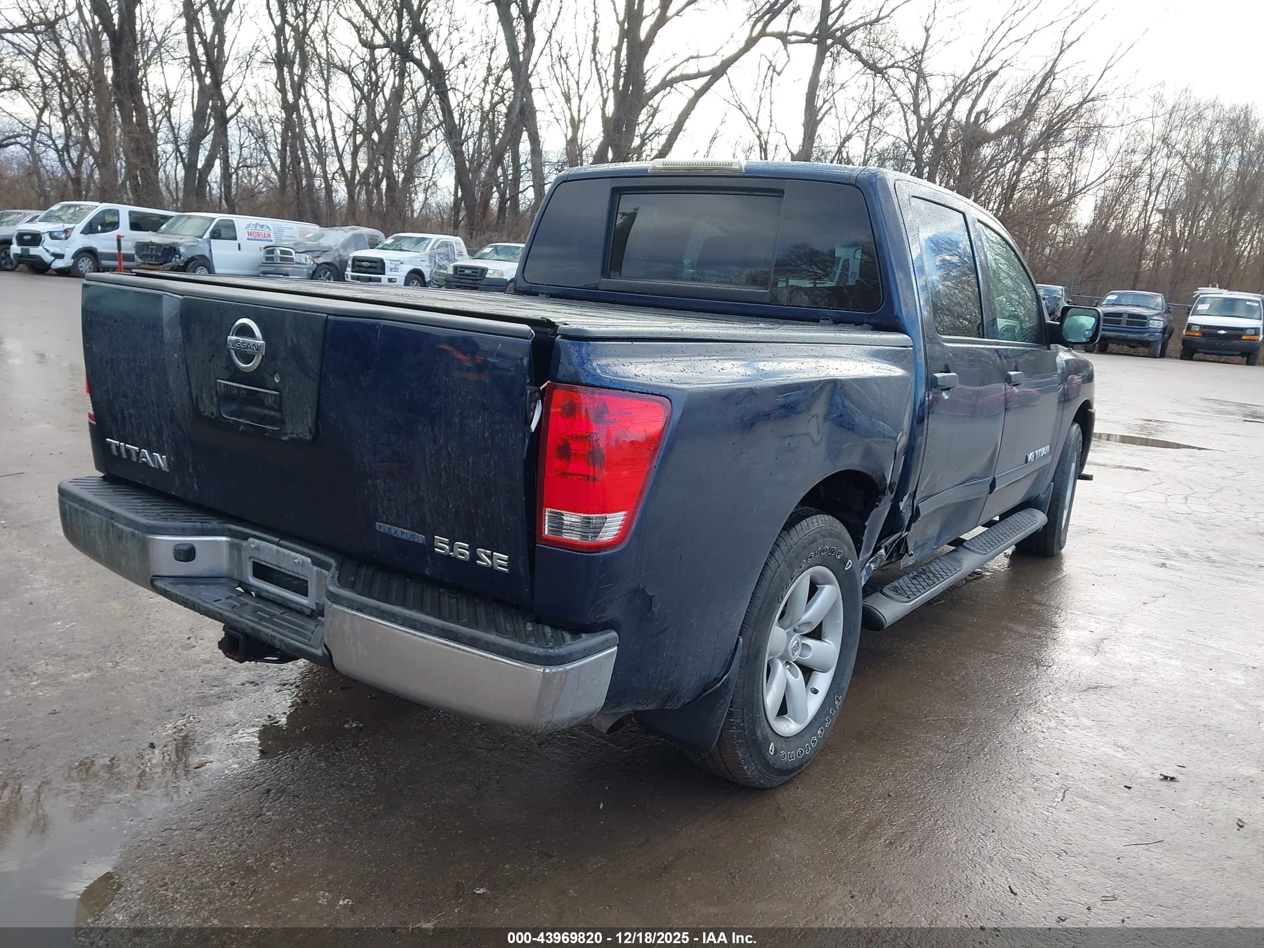 NISSAN TITAN image 4