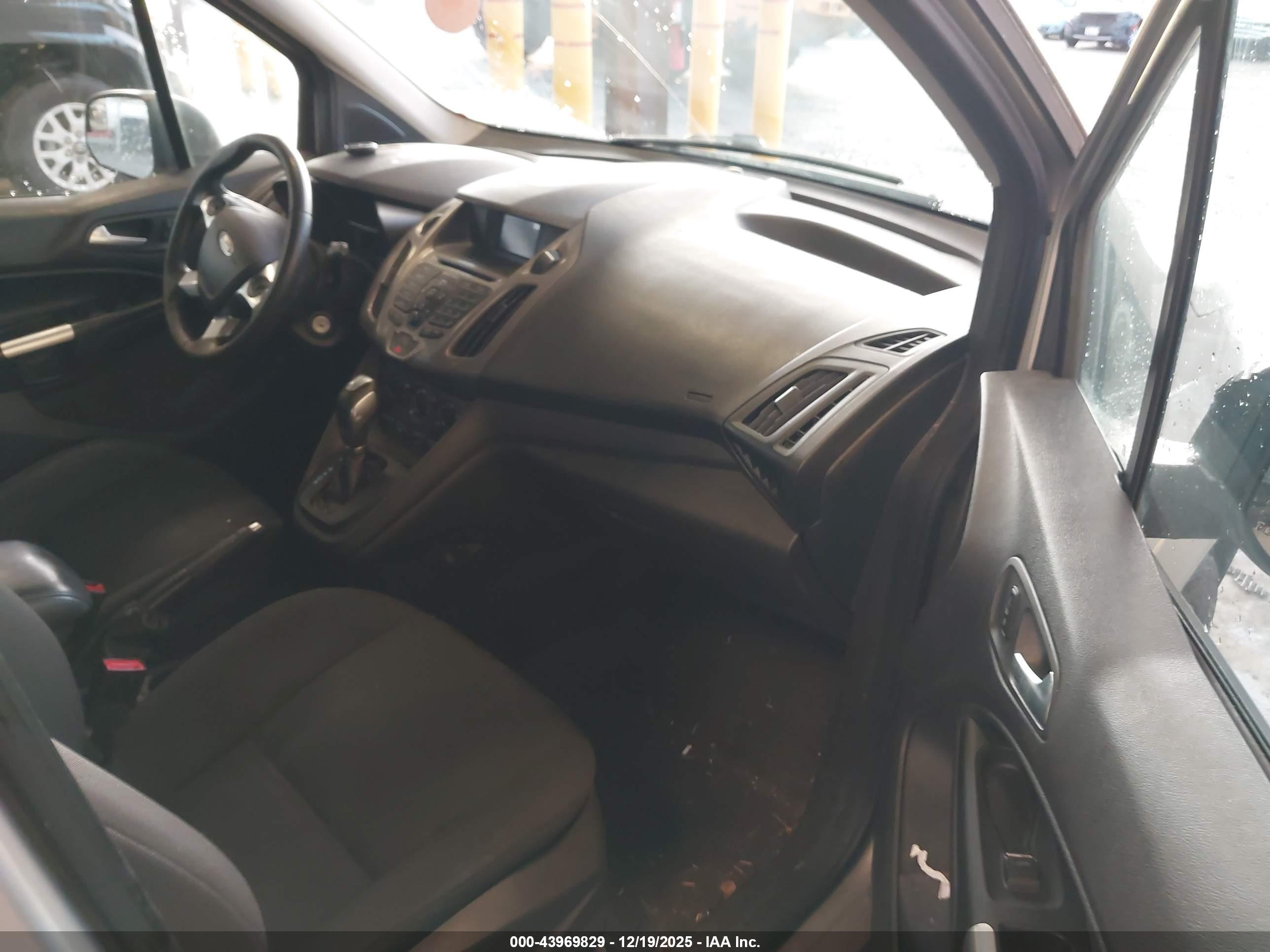 FORD TRANSIT image 5