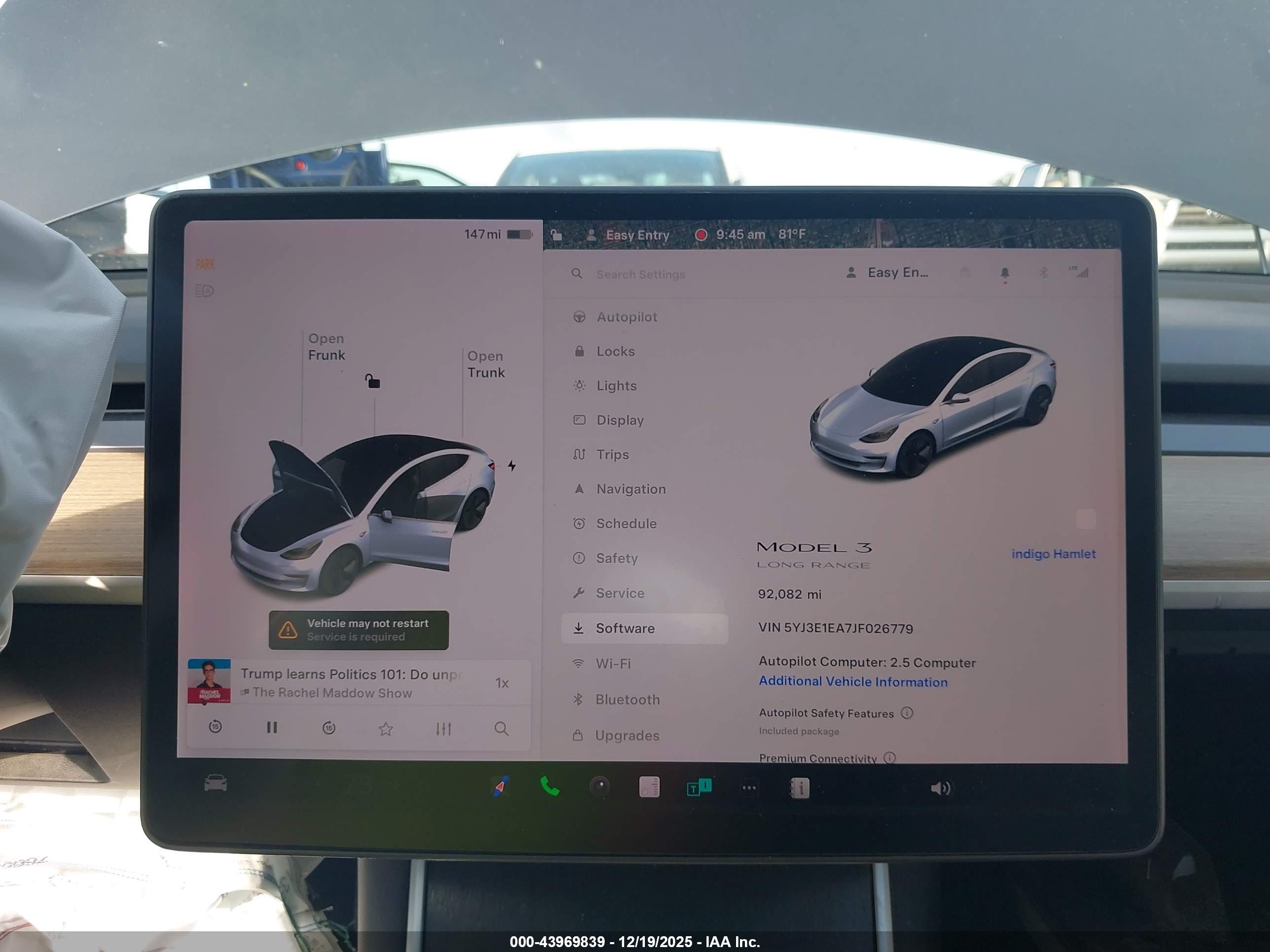 TESLA MODEL image 7