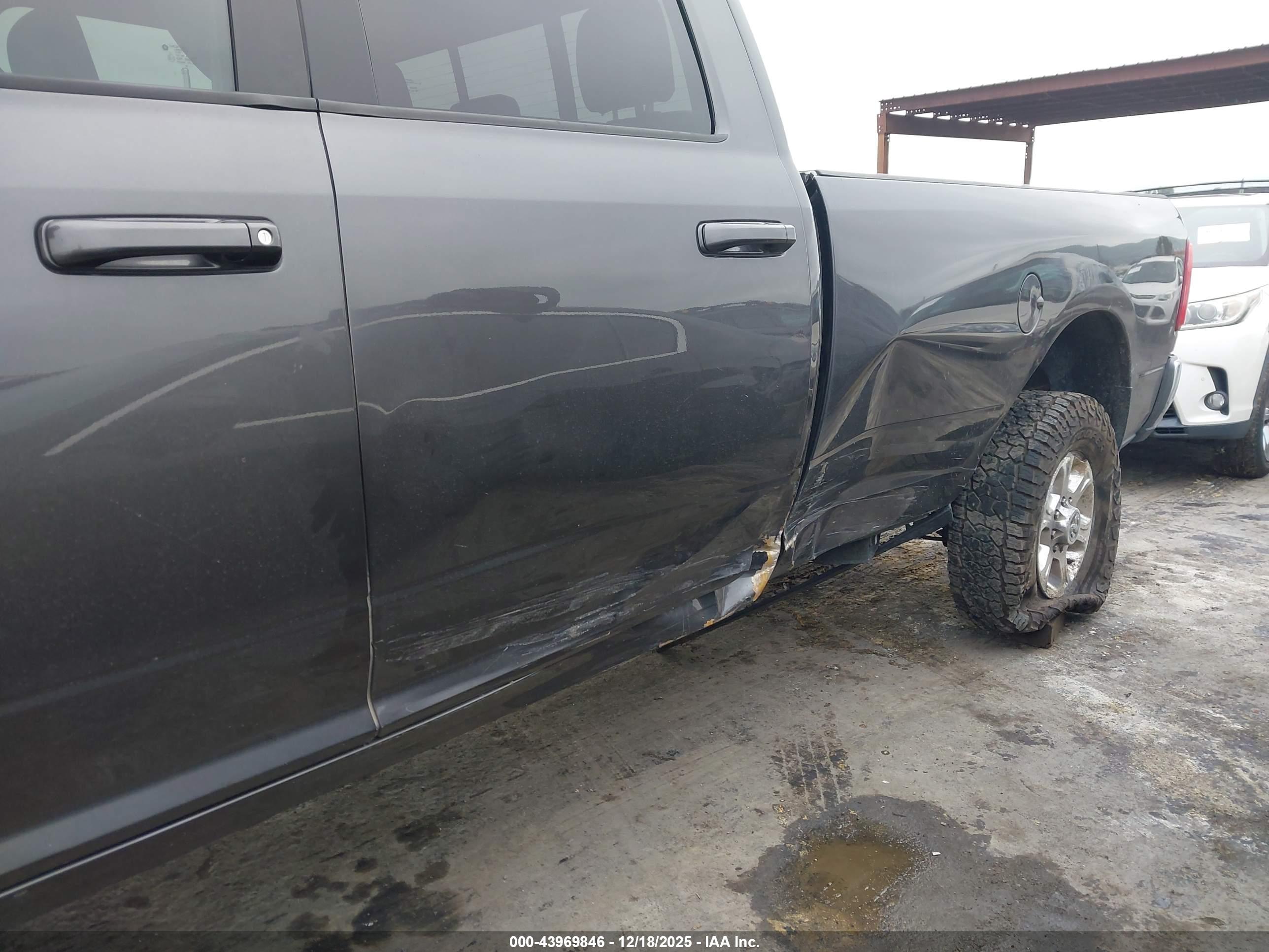 RAM 2500 image 6