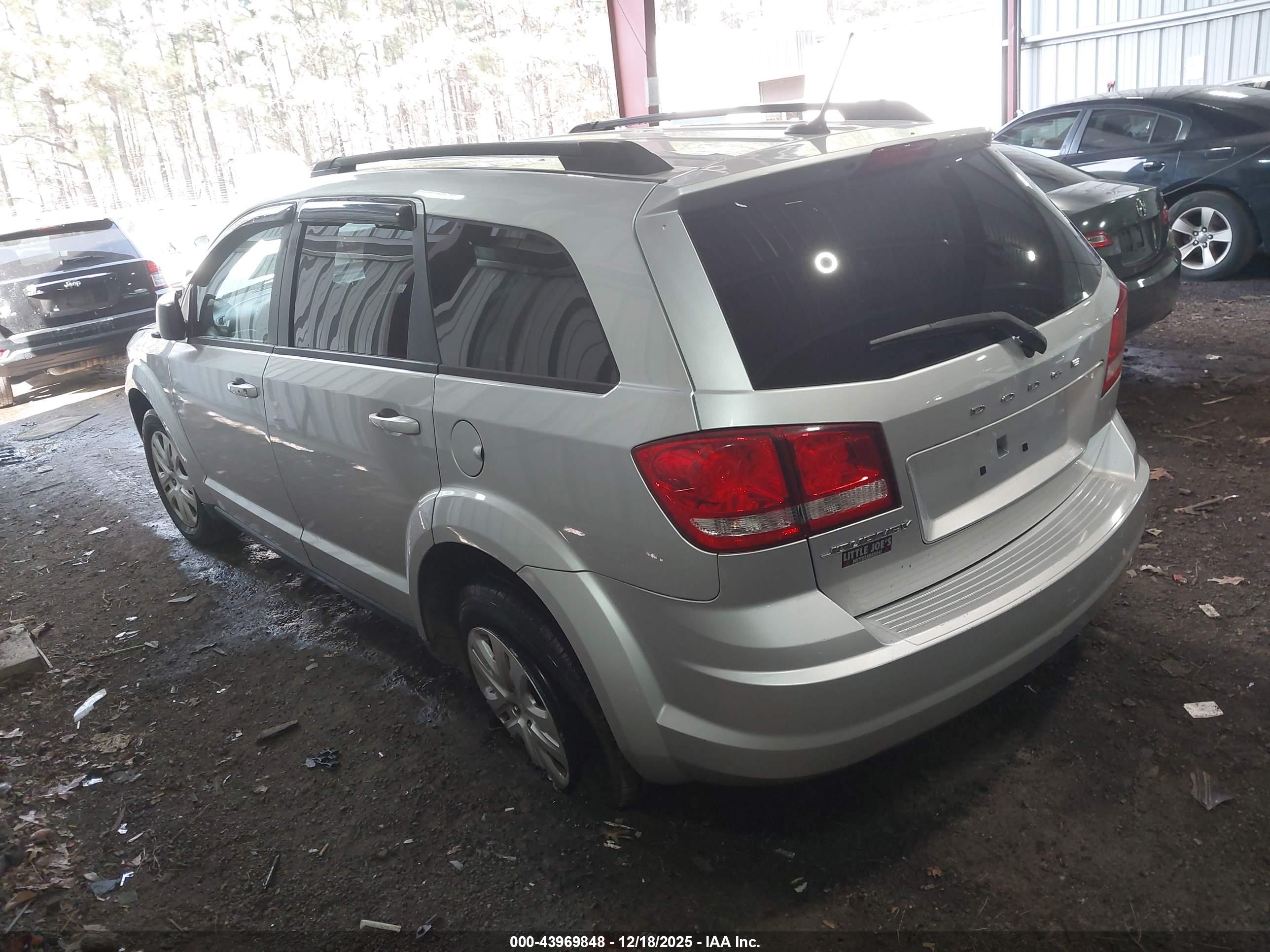 DODGE JOURNEY image 3