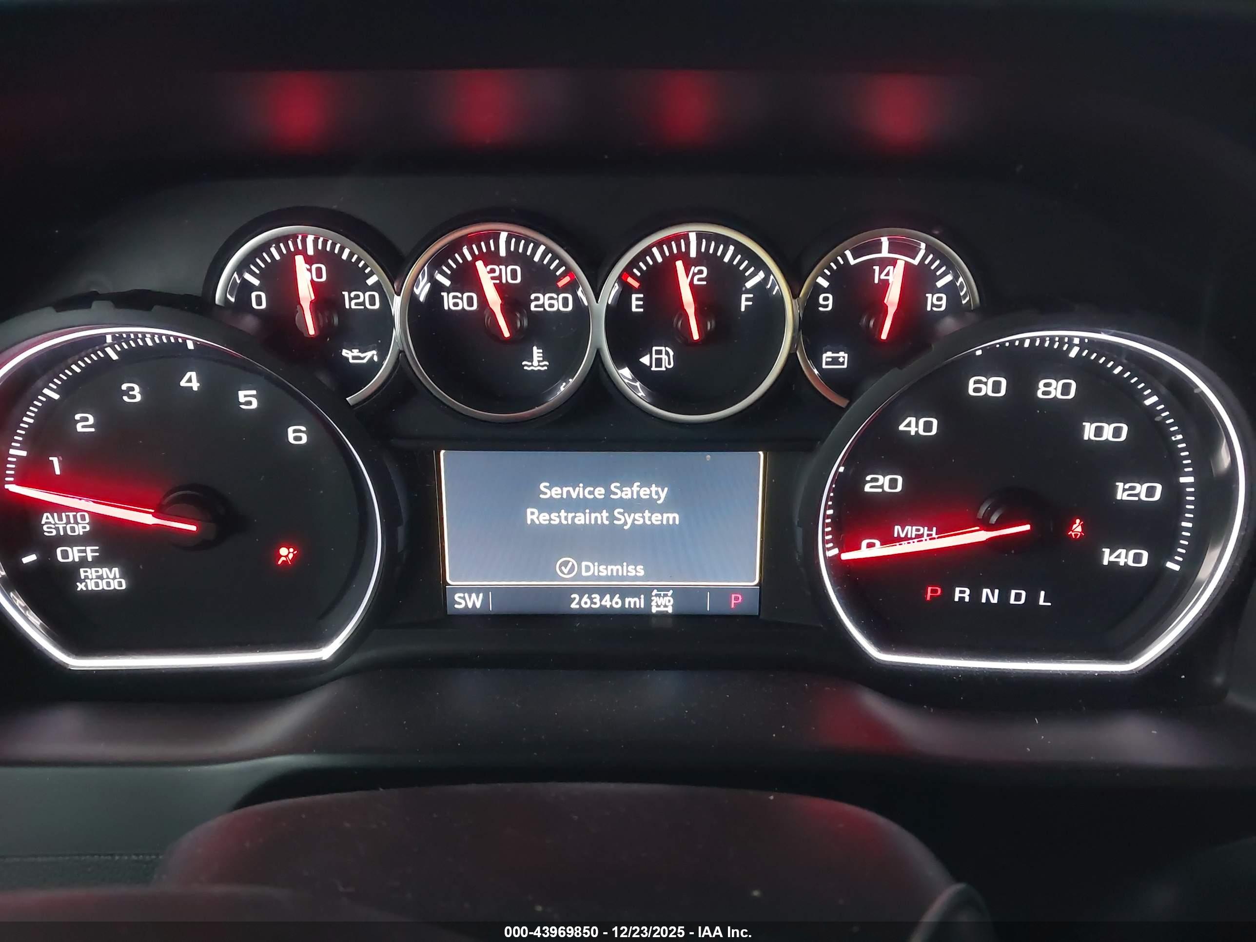 CHEVROLET SILVERADO image 7