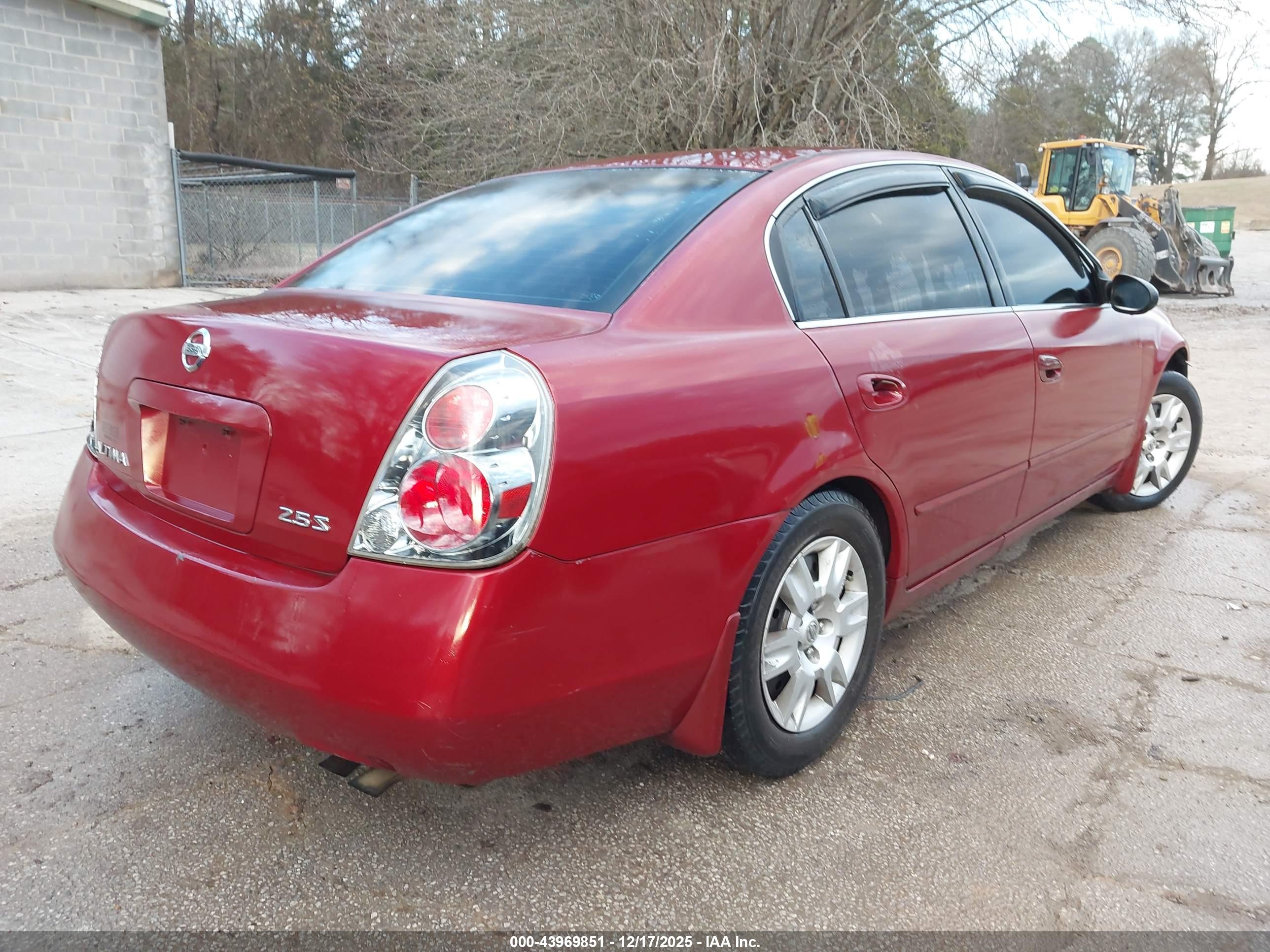 NISSAN ALTIMA image 4
