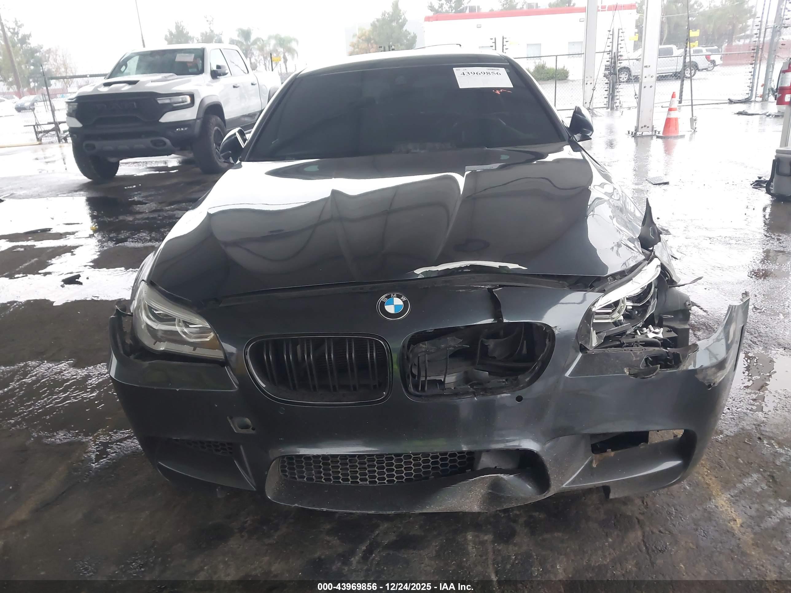 BMW M5 image 6