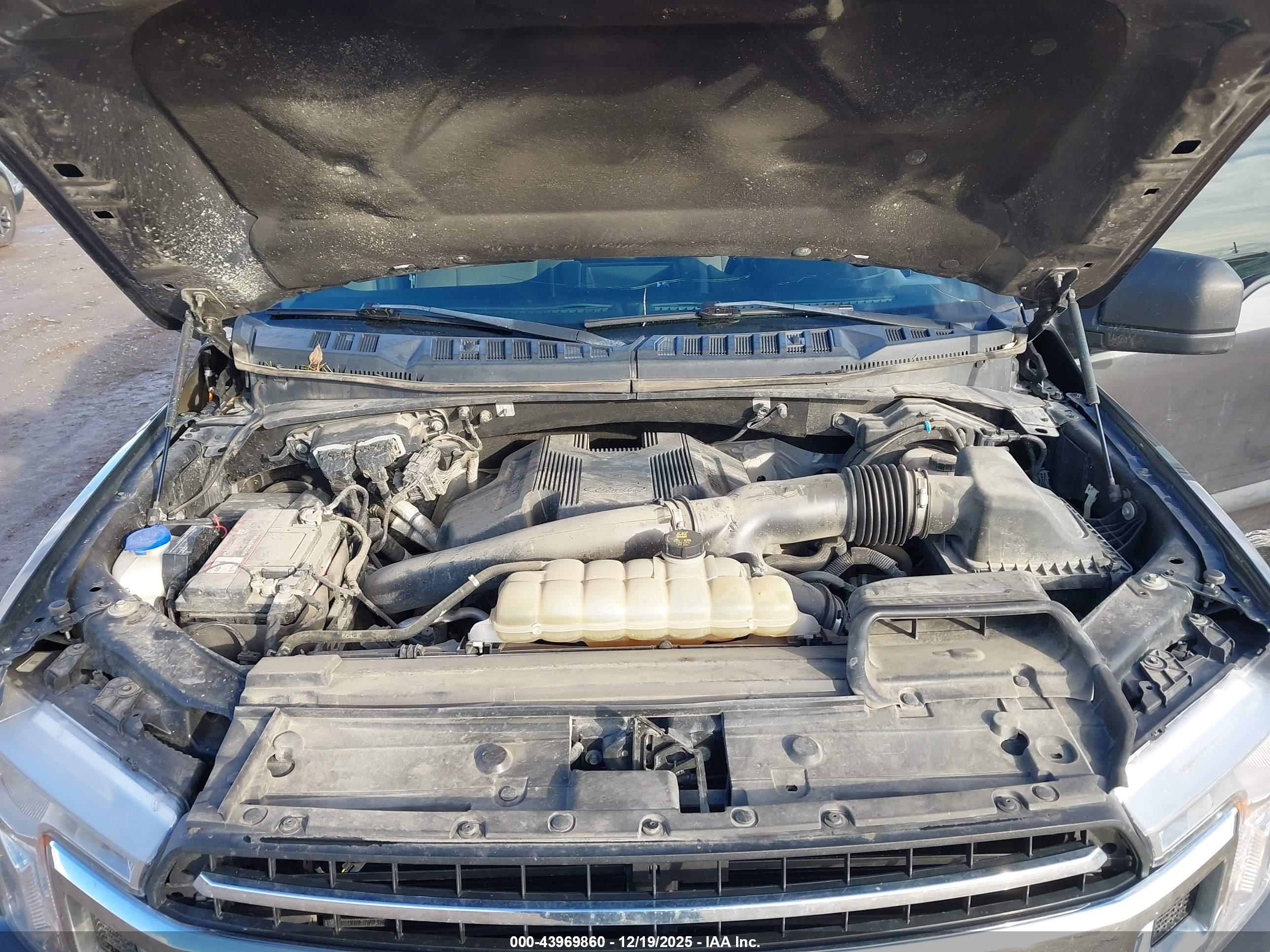 FORD F-150 image 10