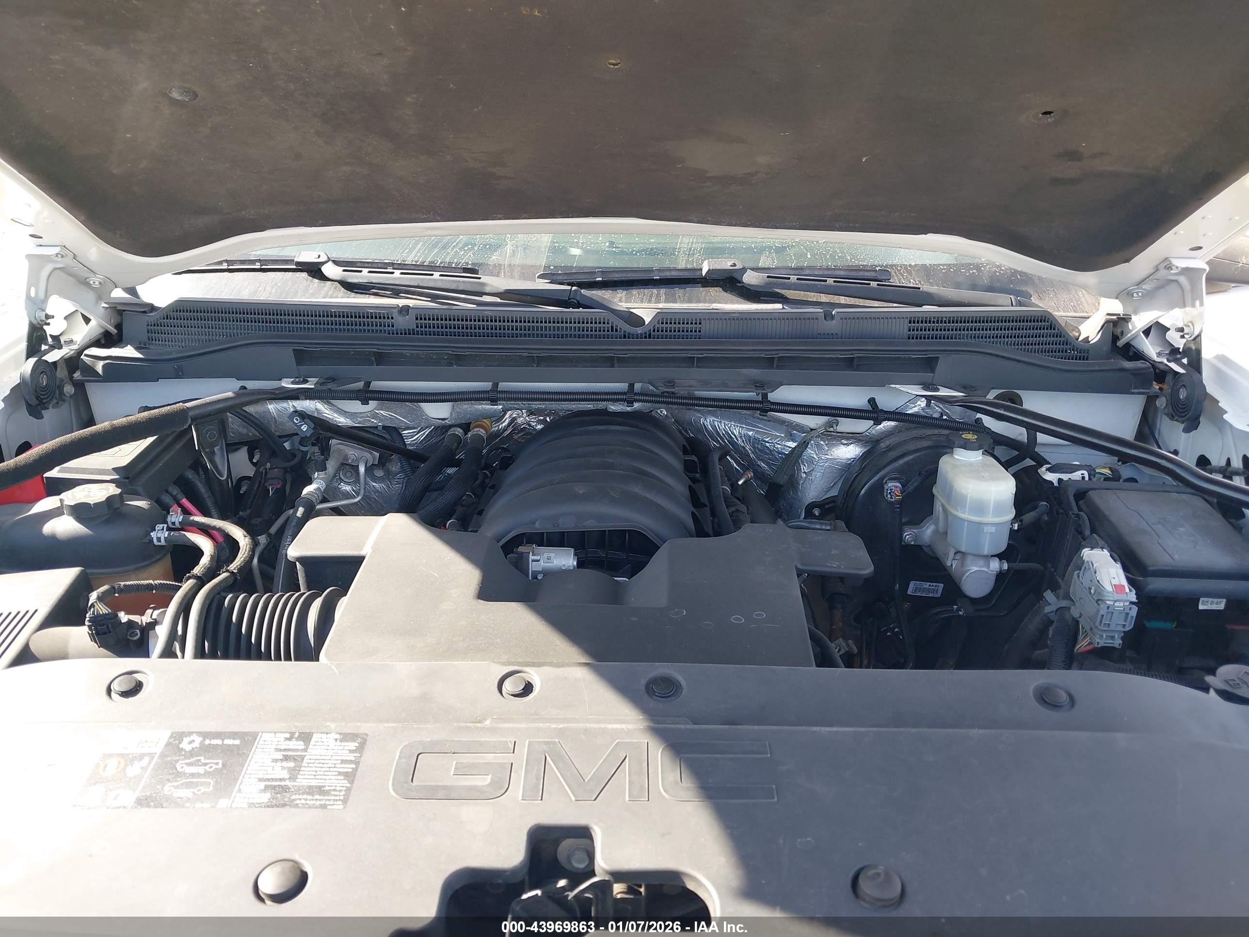 GMC SIERRA image 10