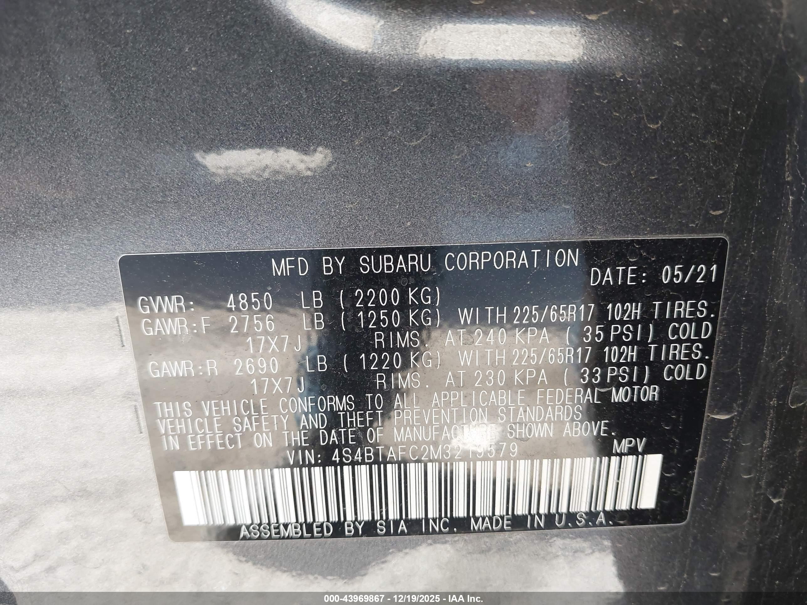 SUBARU OUTBACK image 9