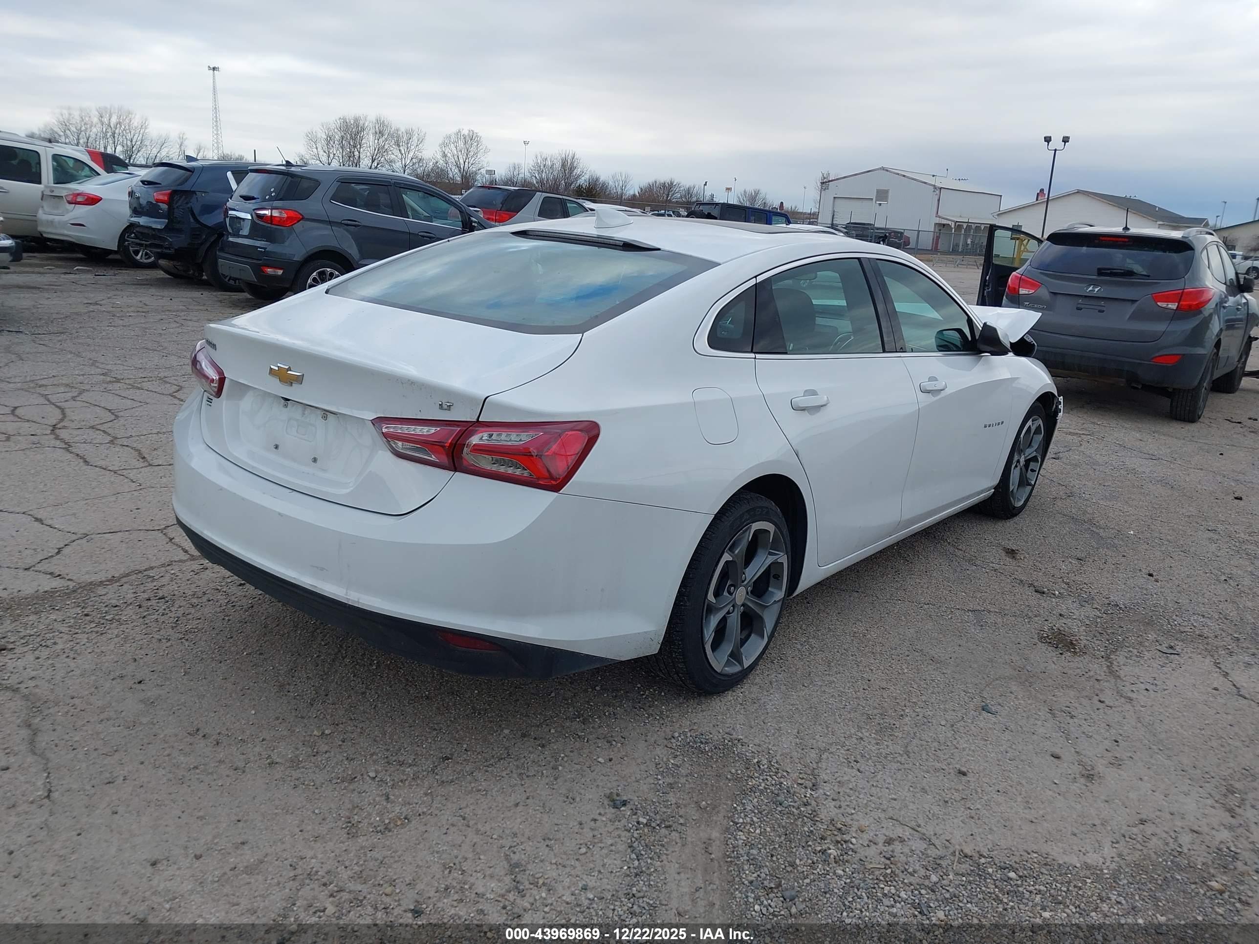 CHEVROLET MALIBU image 4