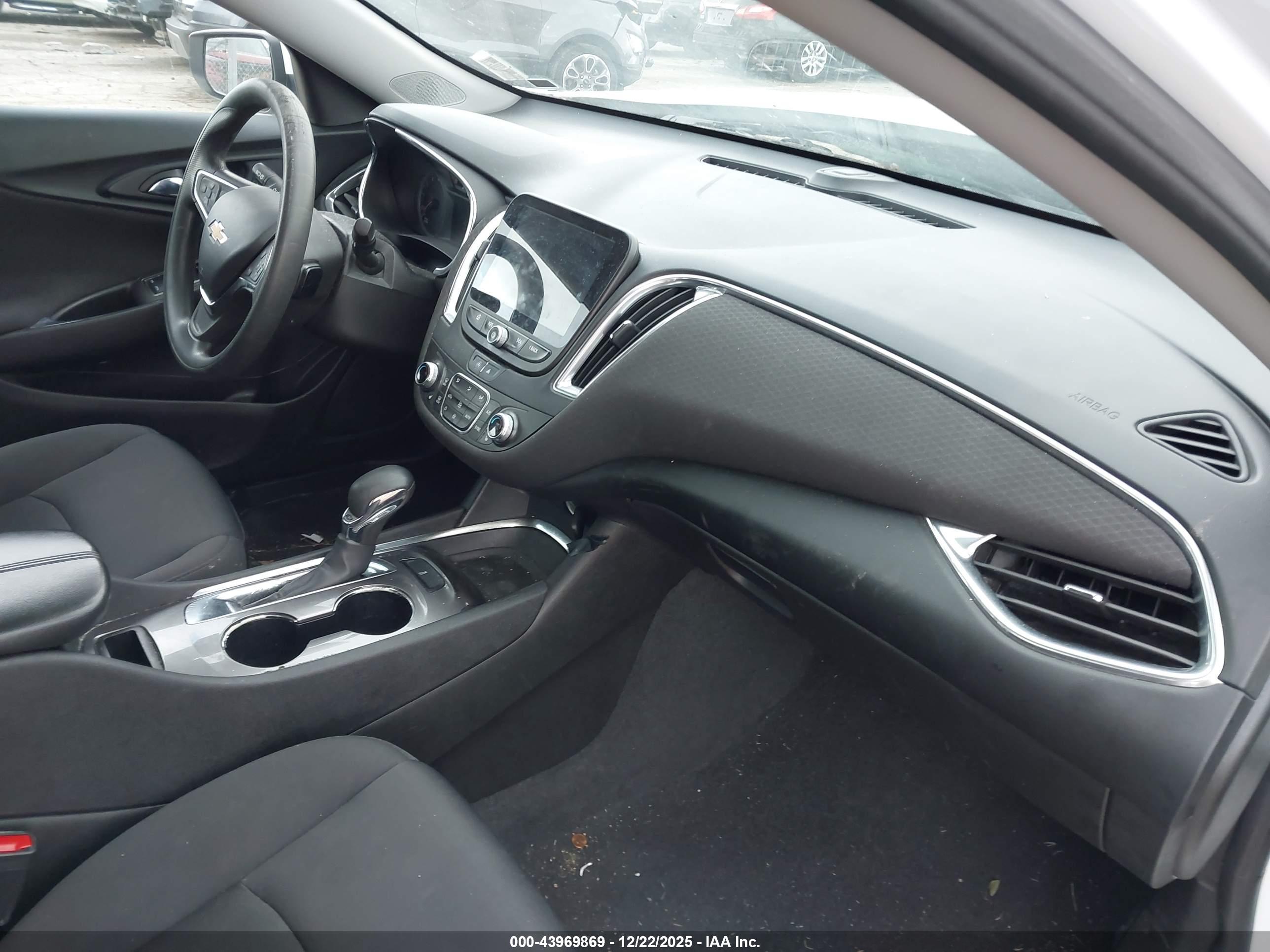 CHEVROLET MALIBU image 5