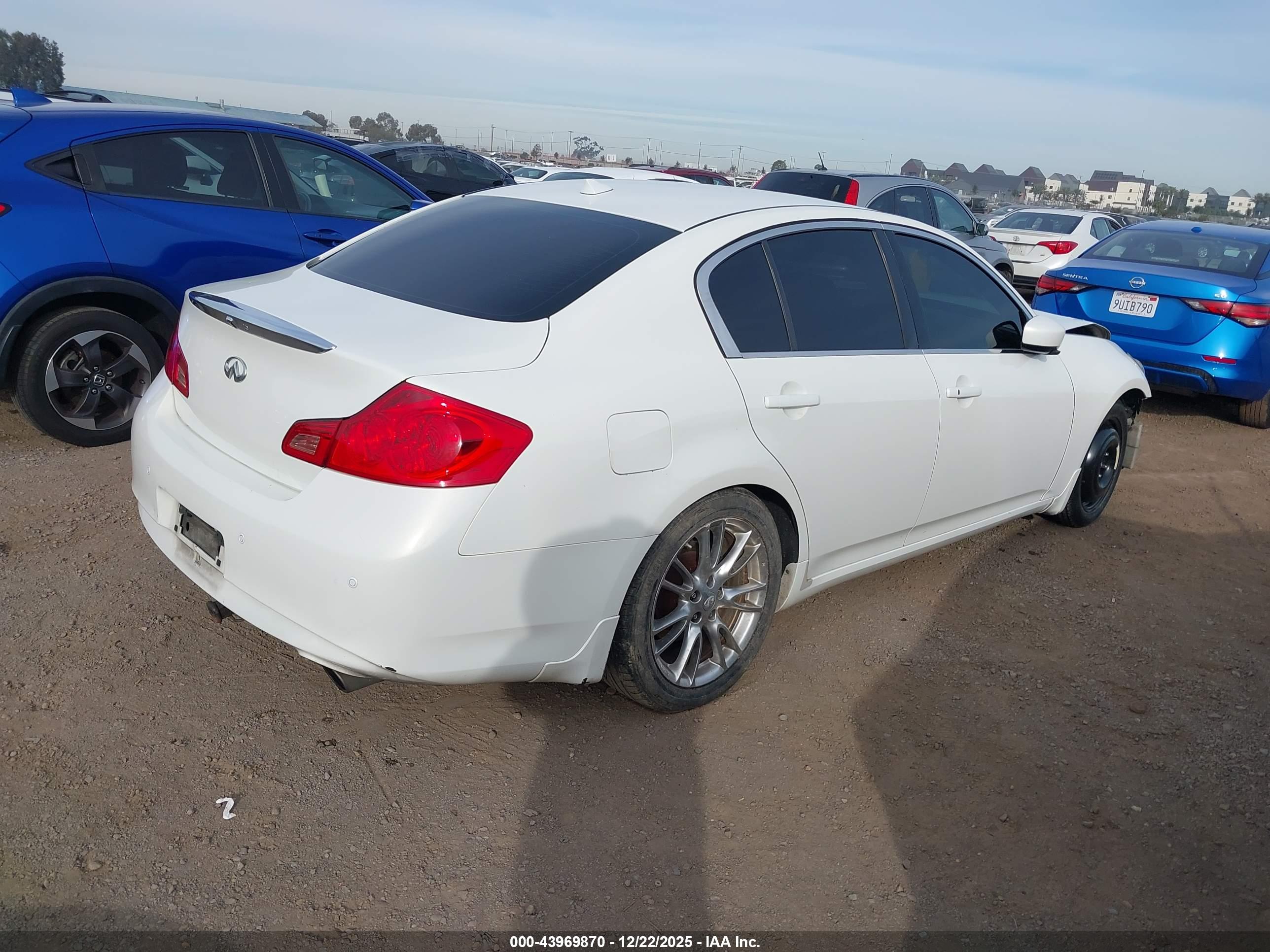 INFINITI G37X image 4