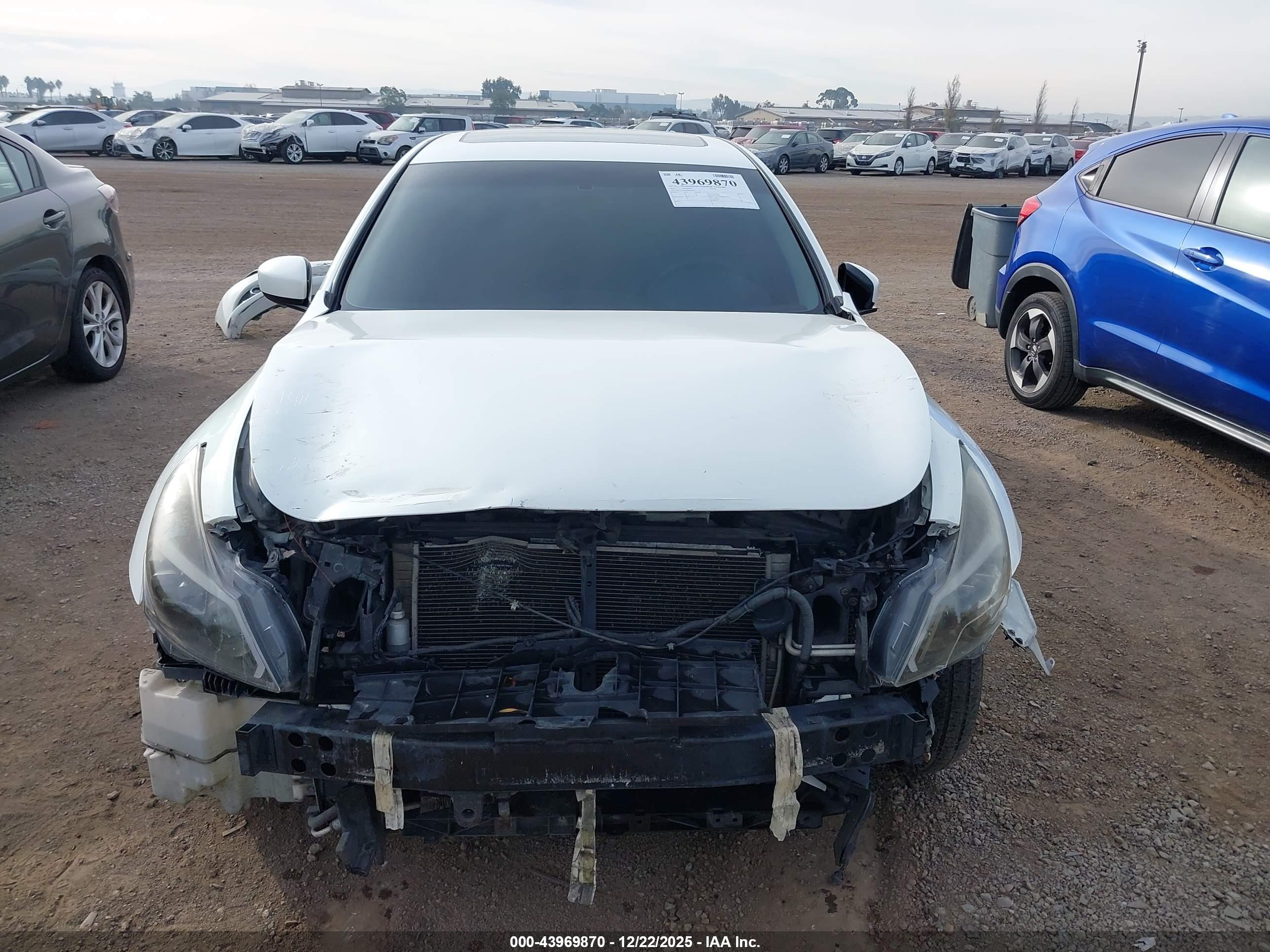 INFINITI G37X image 6