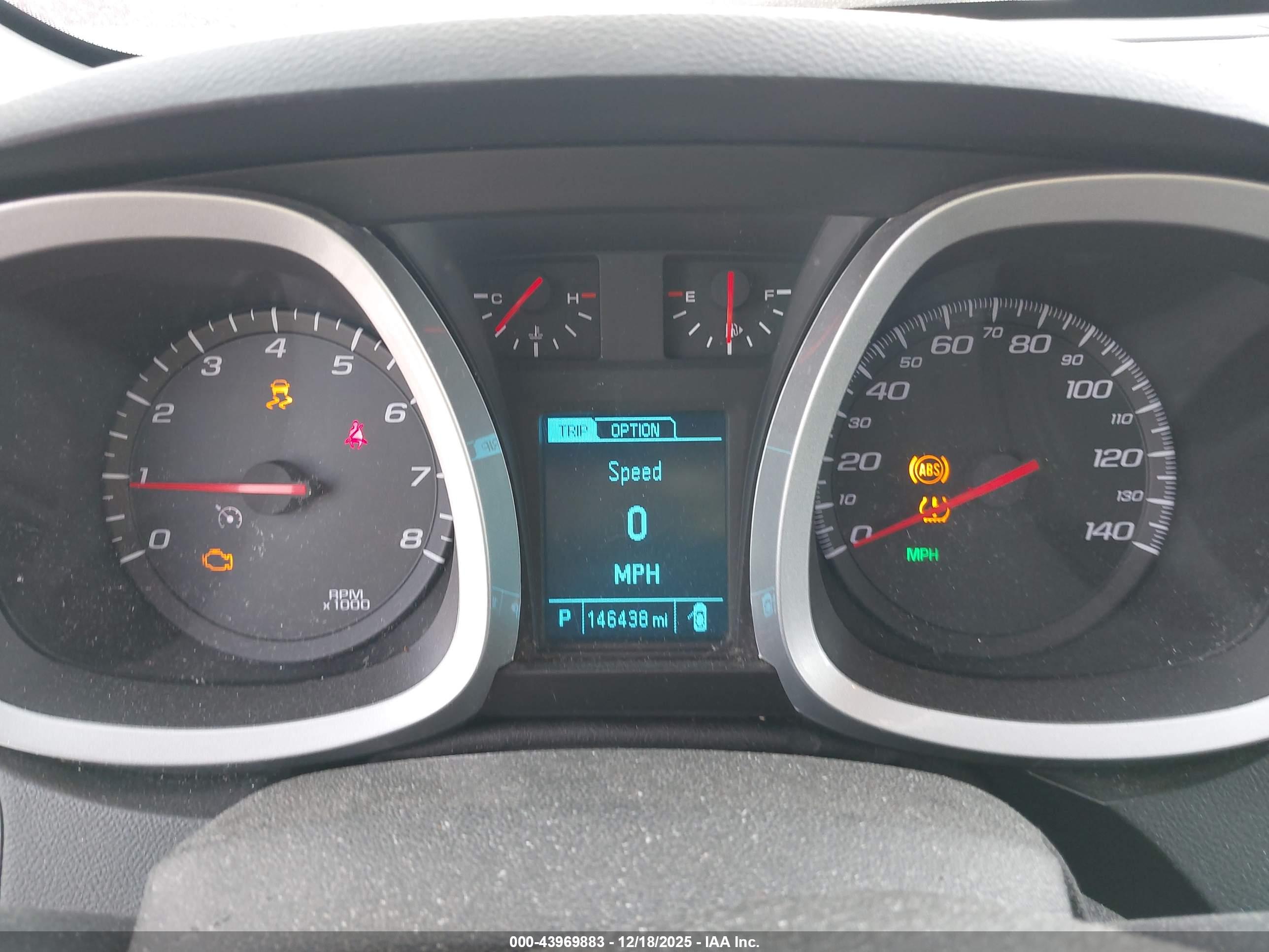 CHEVROLET EQUINOX image 7