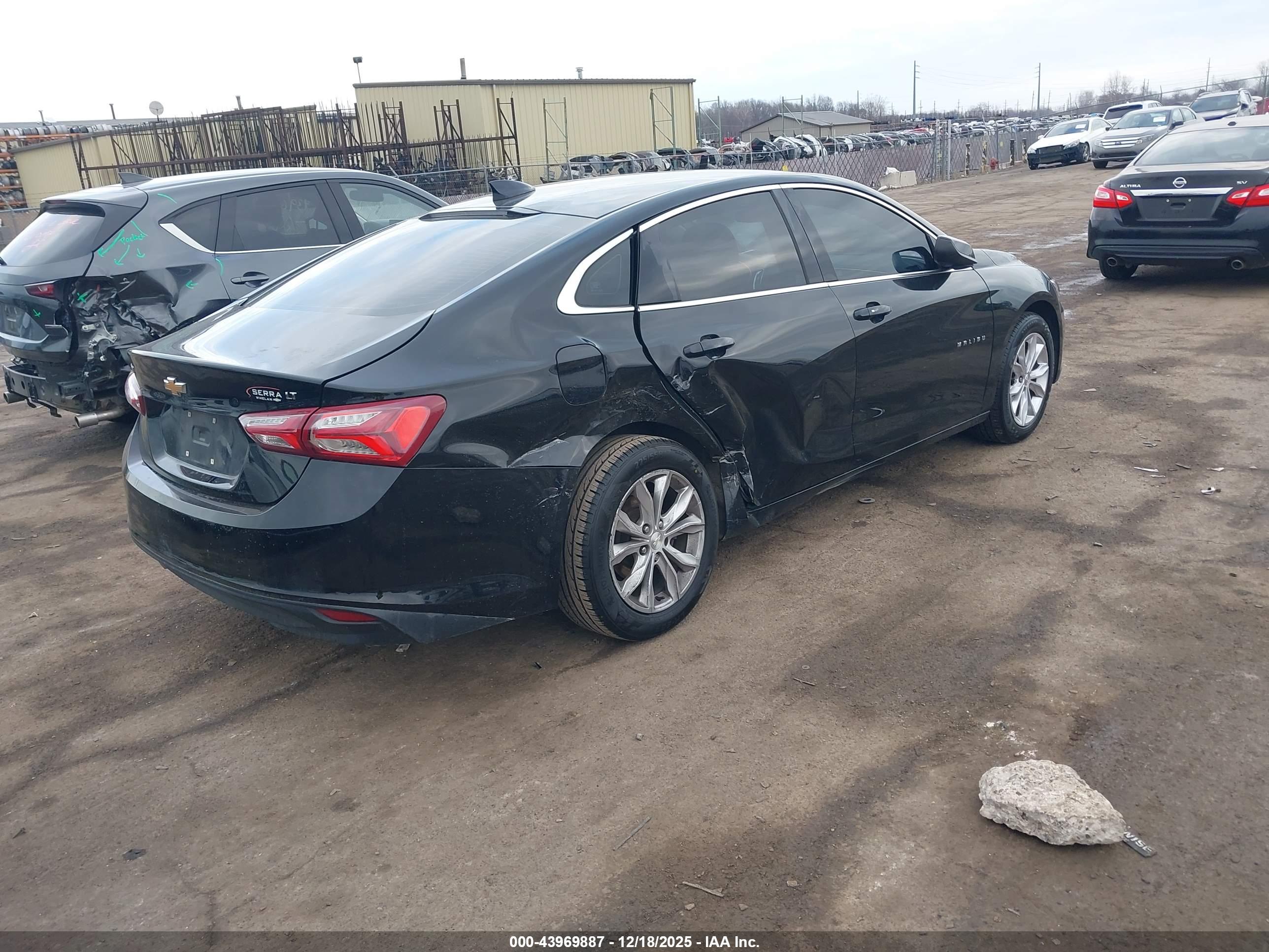 CHEVROLET MALIBU image 4