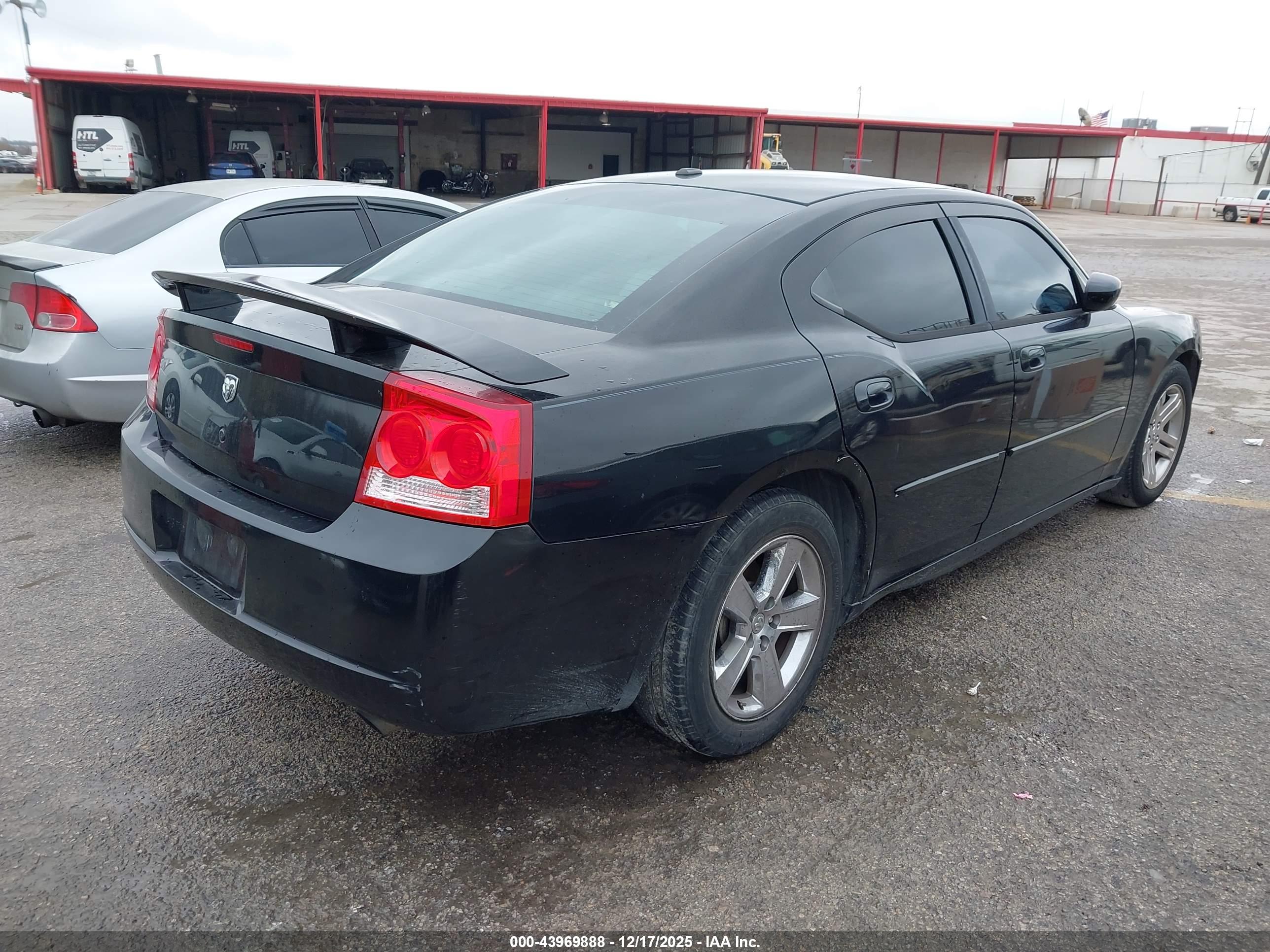 DODGE CHARGER image 4