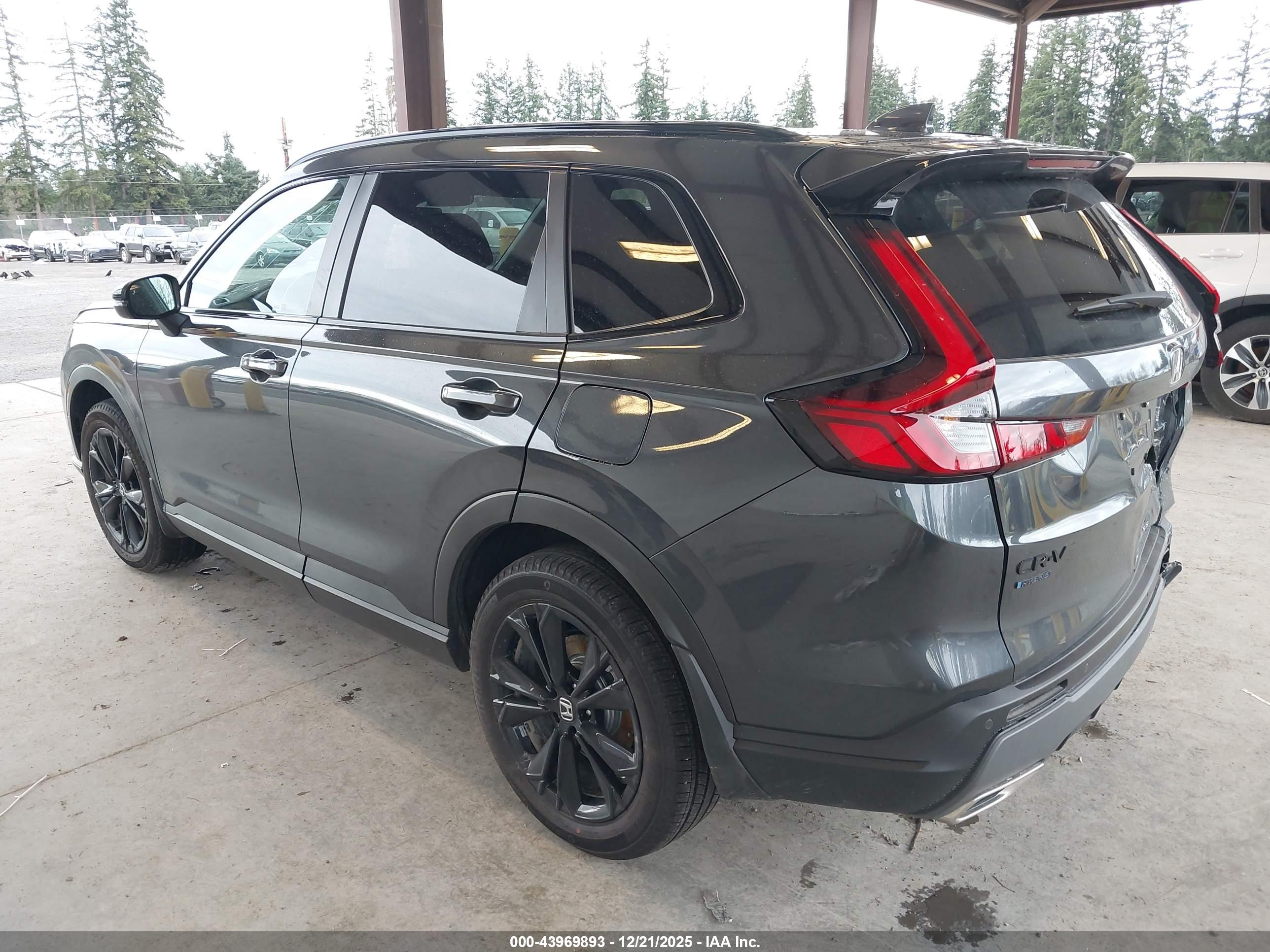 HONDA CR-V image 3