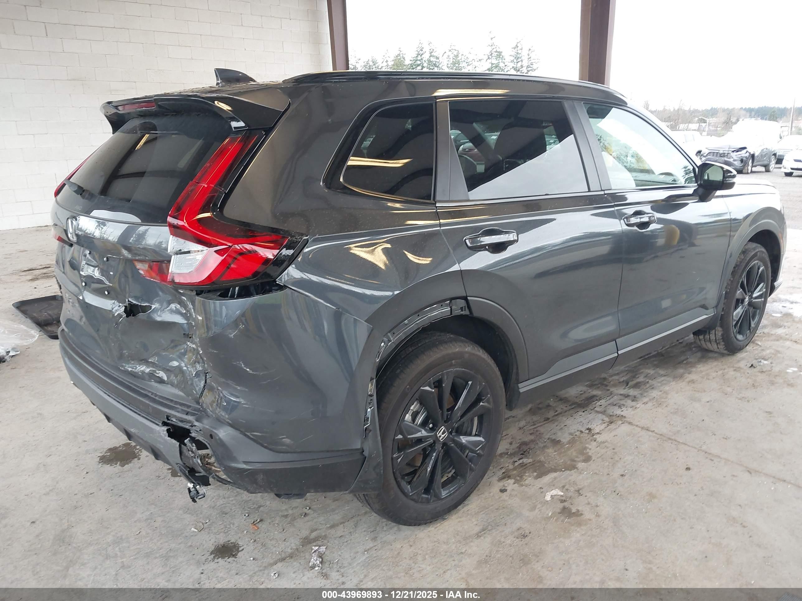 HONDA CR-V image 4