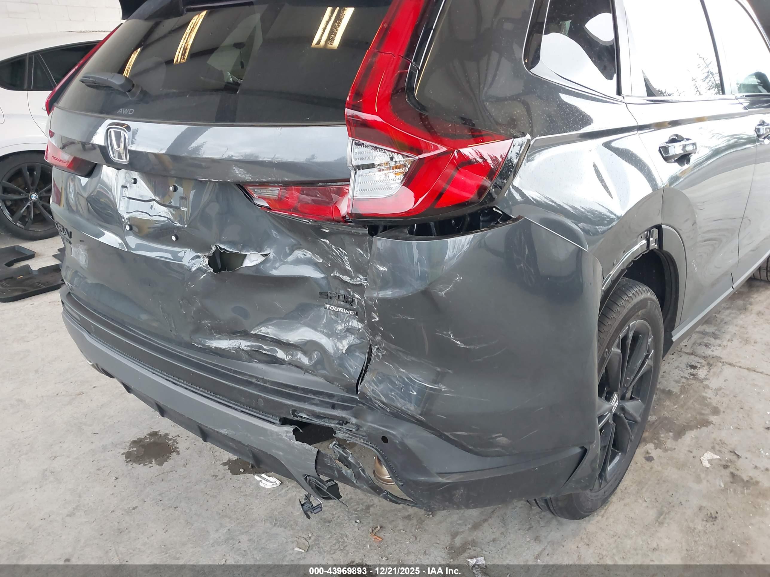HONDA CR-V image 6