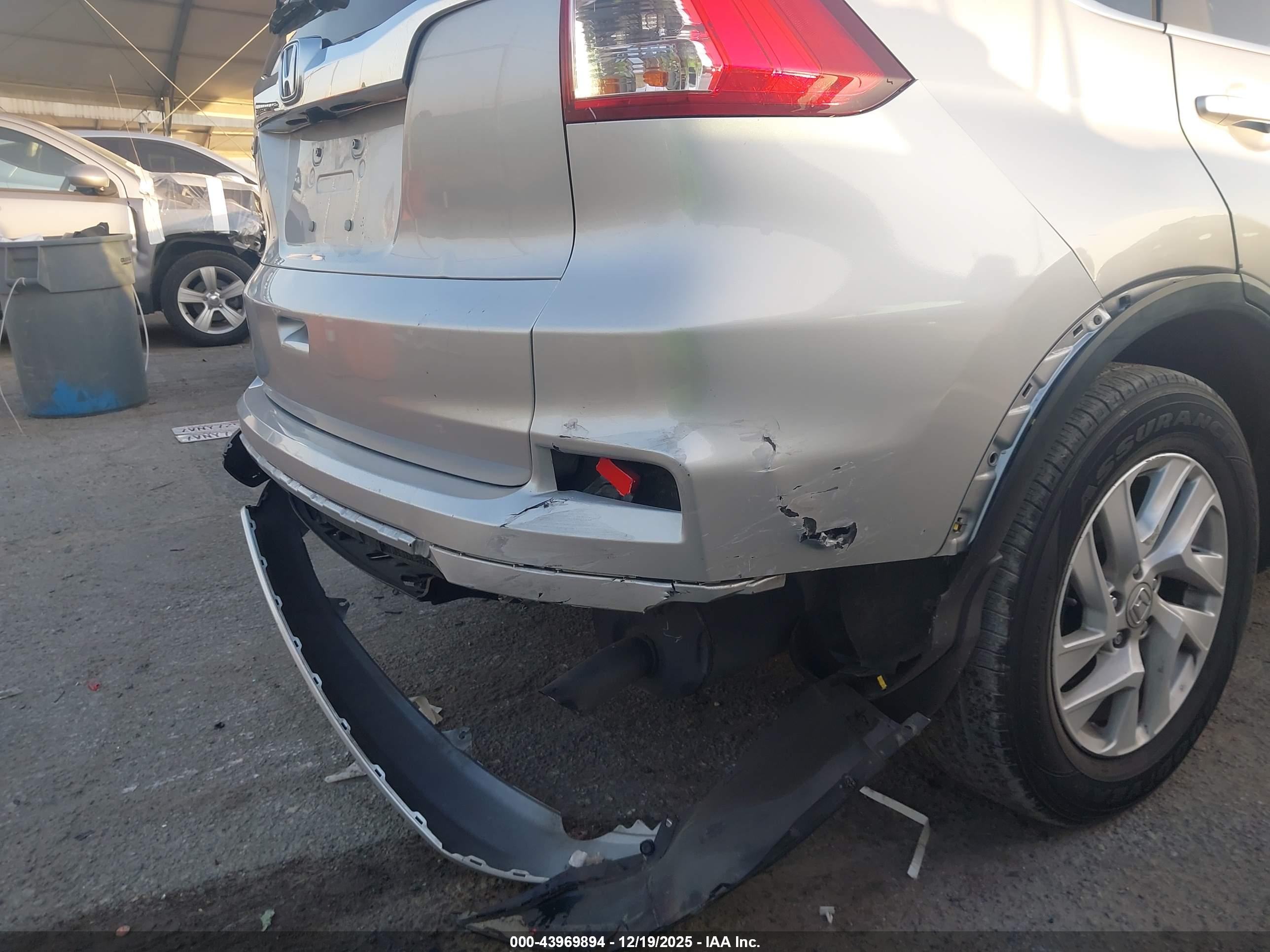 HONDA CR-V image 6
