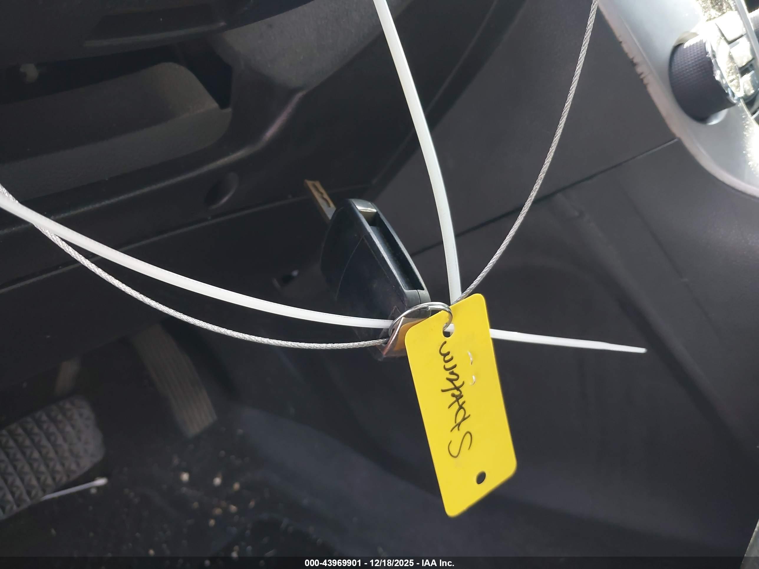 CHEVROLET CRUZE image 11