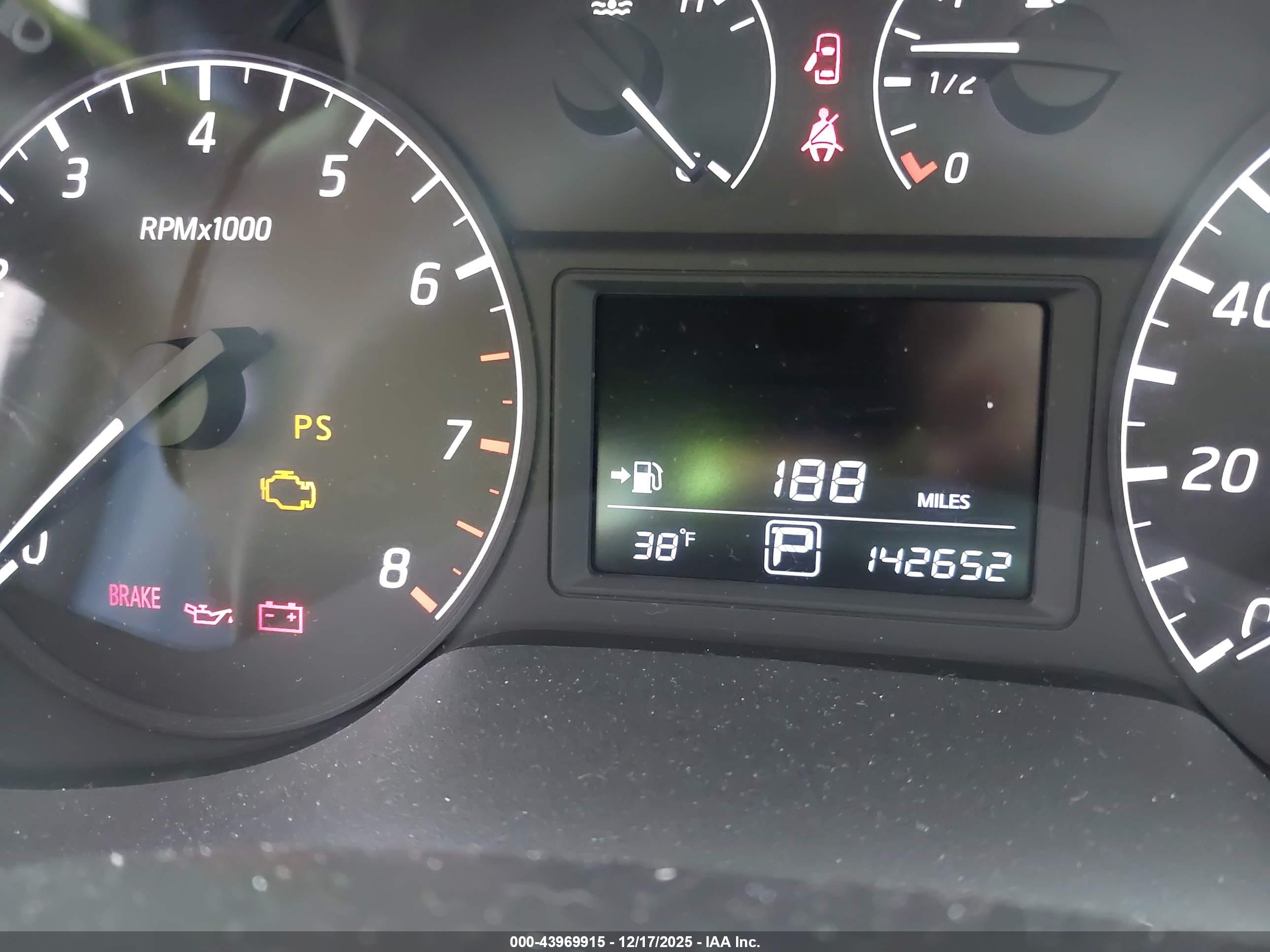 NISSAN SENTRA image 7